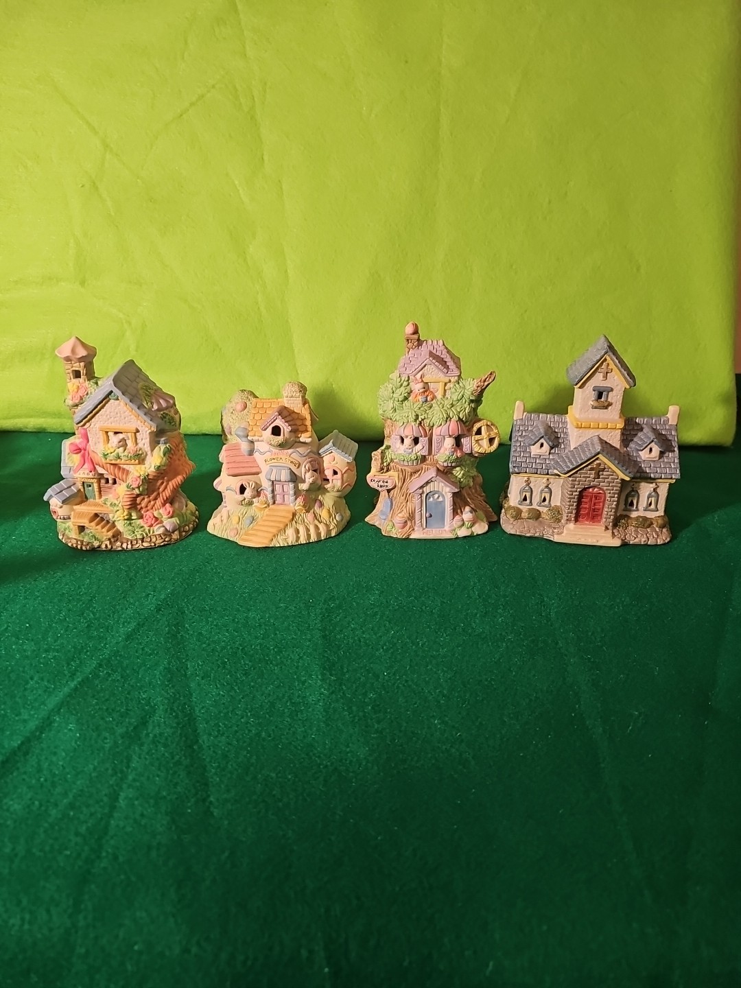Vintage Lot Of 4 Easter Village Houses.