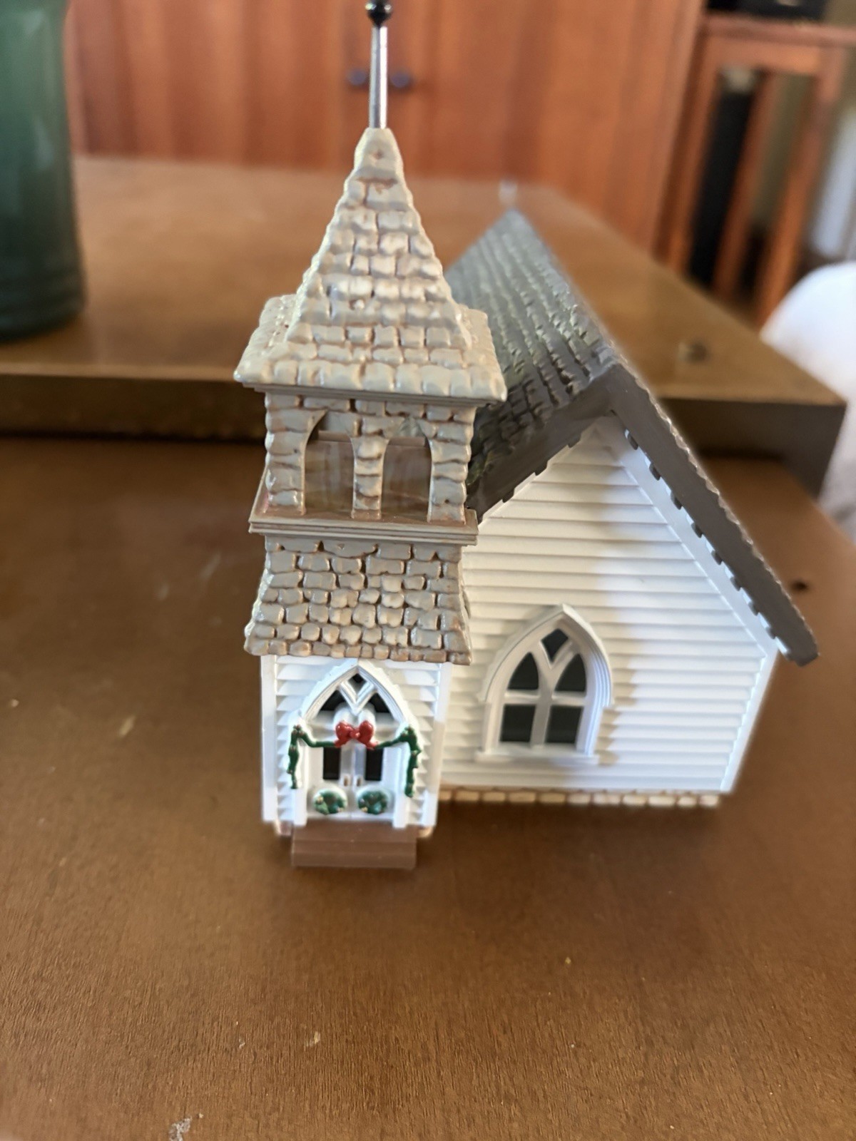 Hallmark 1994 COUNTRY CHURCH Sarah Plain & Tall Collection Village