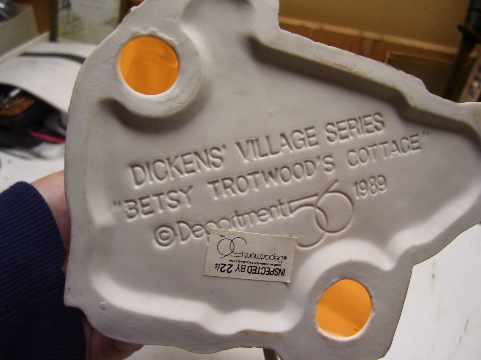 Dept 56 Dickens Village David Copperfield 1989 BETSY TROTWOOD’S COTTAGE Lit