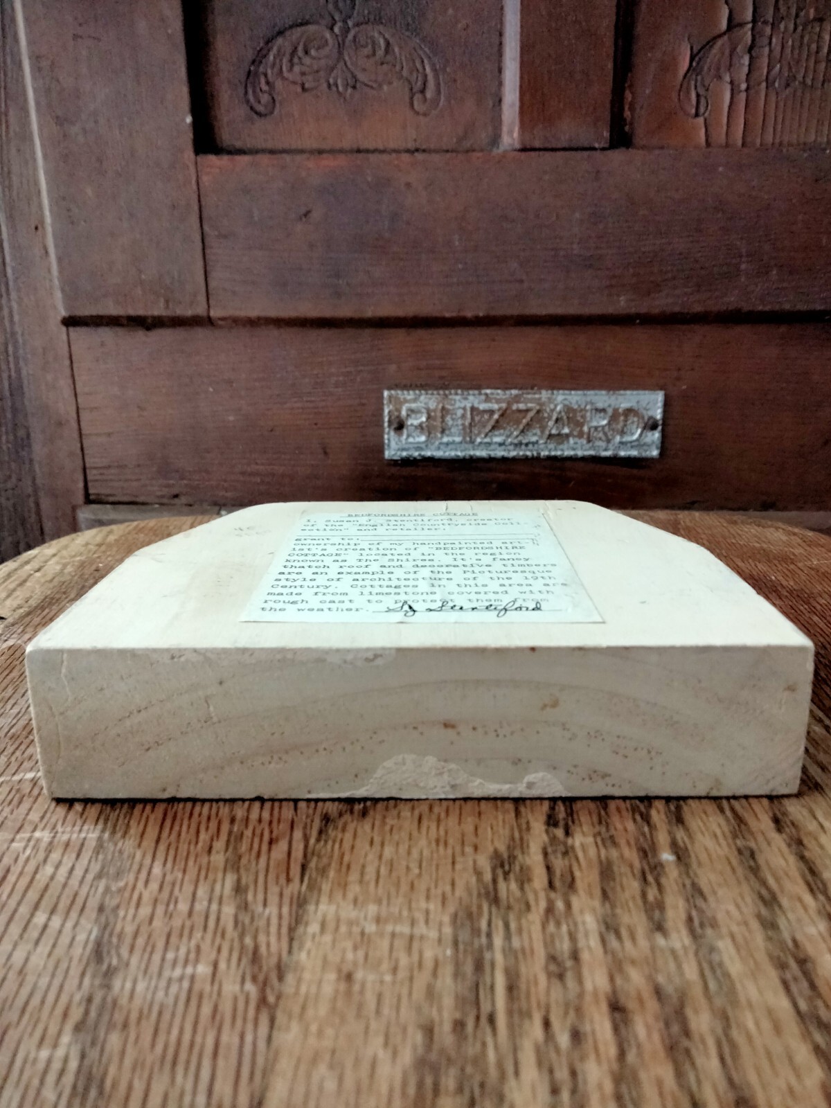 Rare Vintage Susan Stentiford Bedfordshire Cottage Wood Home Décor Shelf Sitter