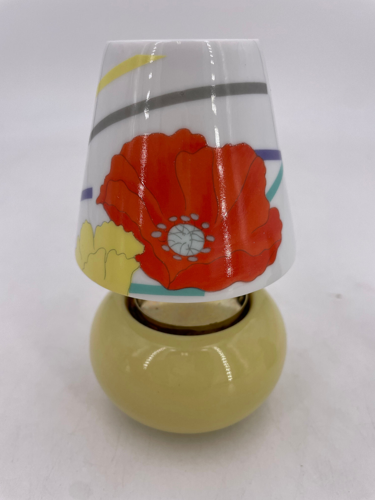 Takahashi Porcelain Mood Lamp Poppy #3213