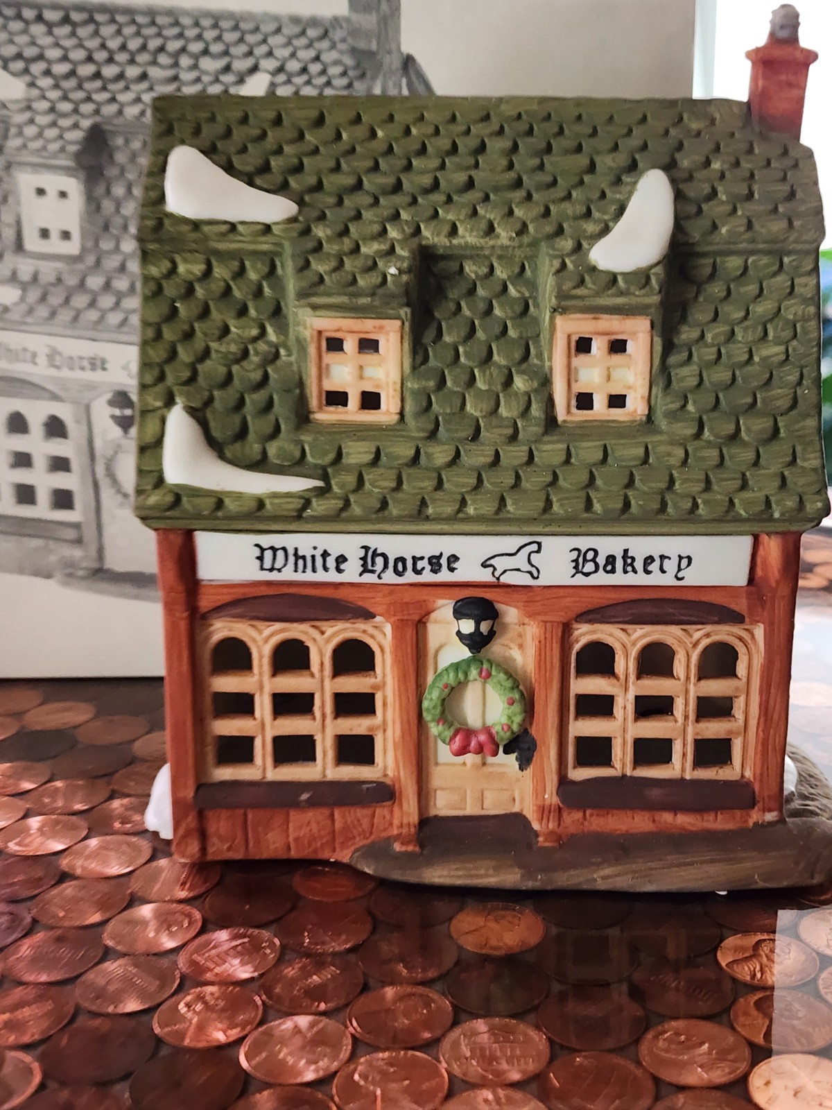 Vintage 1988 Dept 56 White Horse Bakery Dickens Village With Box #5926-9