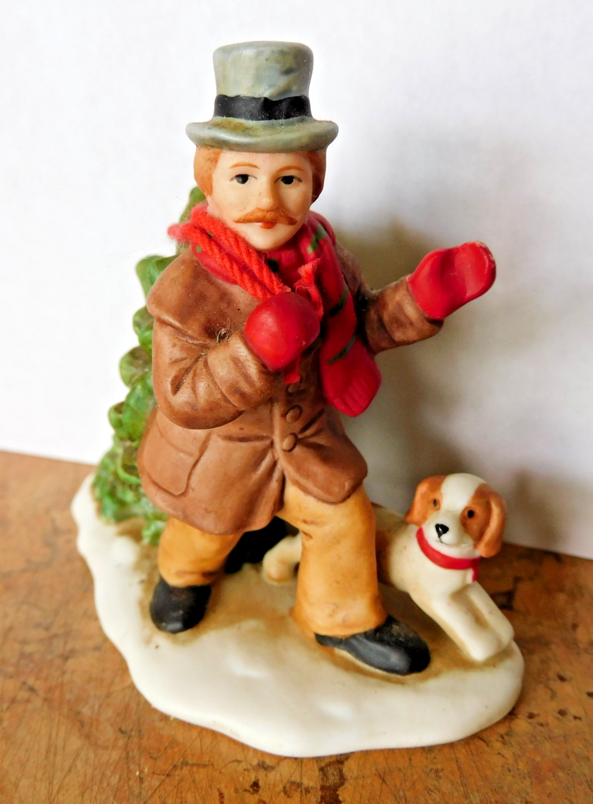Man with Christmas Tree and Dog Lefton Colonial Village Porcelain 1989 2-5/8″H