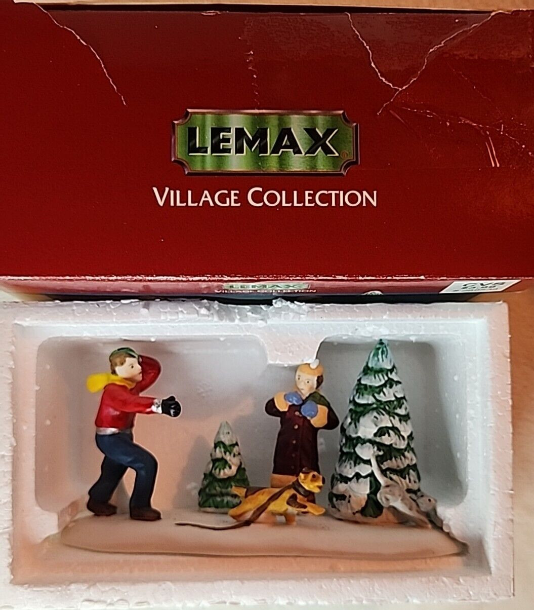 LEMAX “Rover’s Loose!” Dog &Cat Christmas Village Accessory Retired IOB