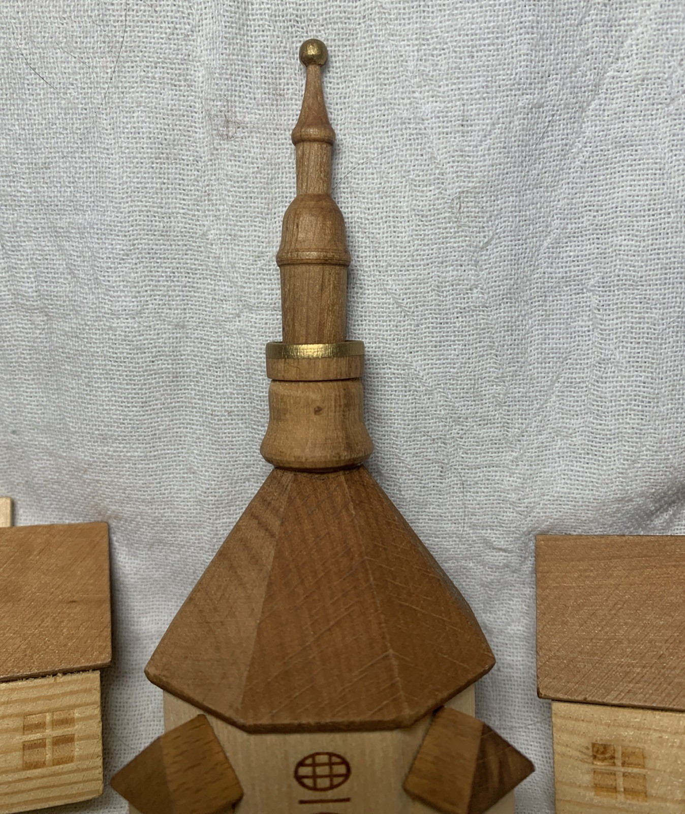 Vintage Erzgebirge German Village Church And House Hand Carved East Germany