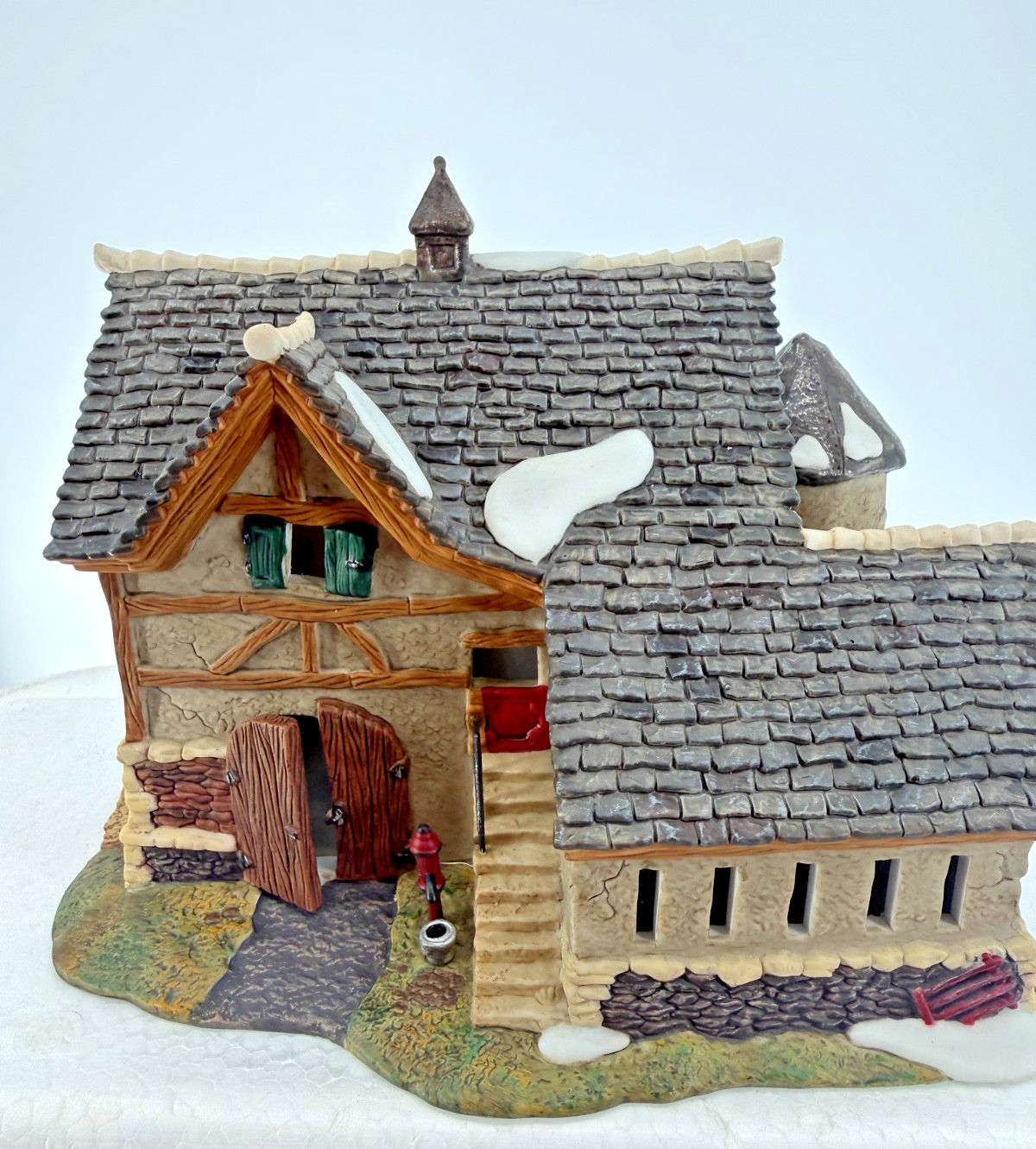 Dept 56 Dickens Village Frasier Family Barn 56.58755 Retired Lighted Box