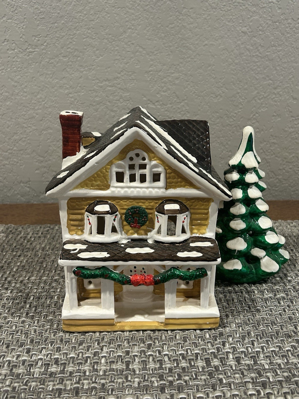 Dept 56 Homestead Snow Village House 1983 No Light Kit House Only Christmas Tree