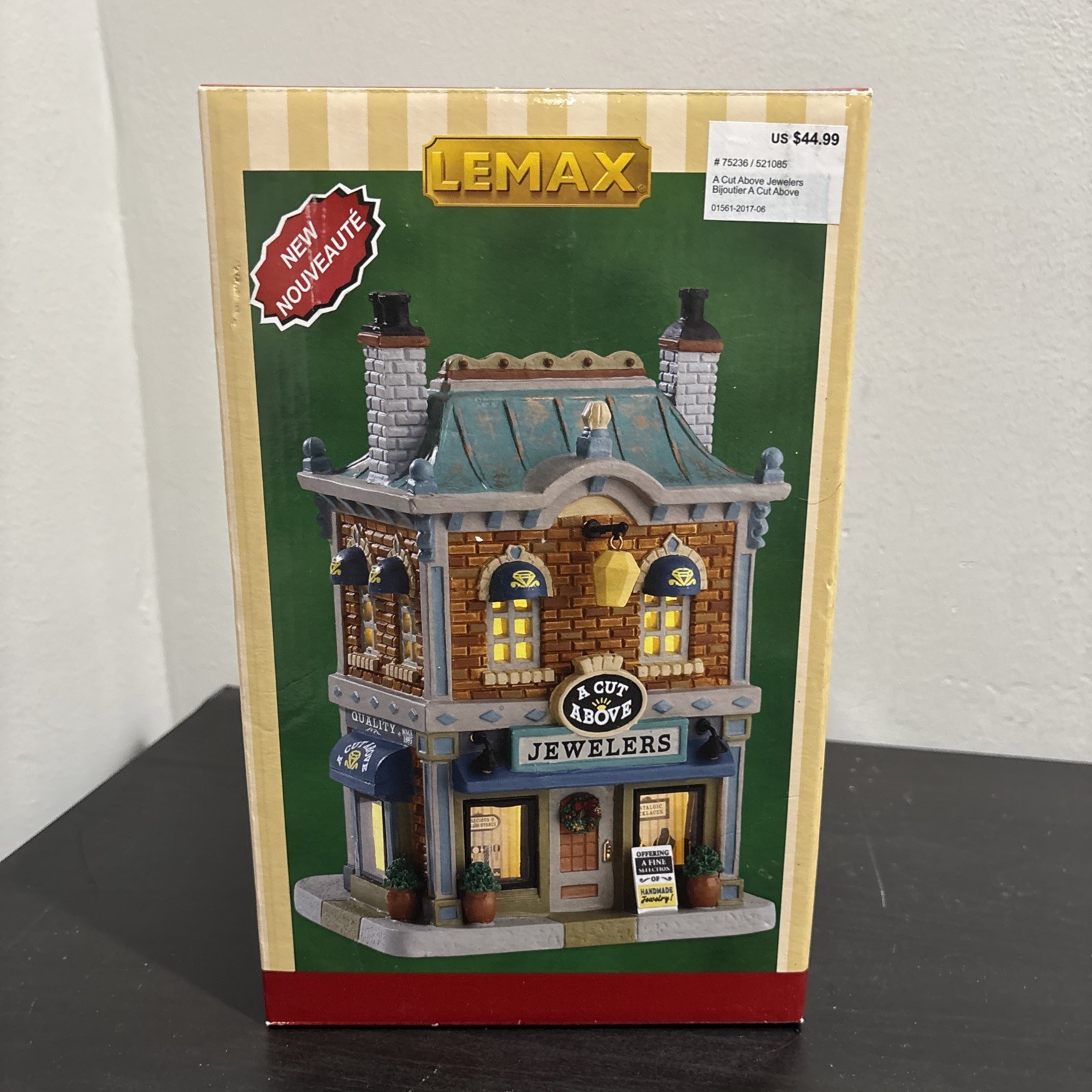 LEMAX 2017 “A Cut Above Jewelers” Christmas Village House Lighted NEW IN BOX
