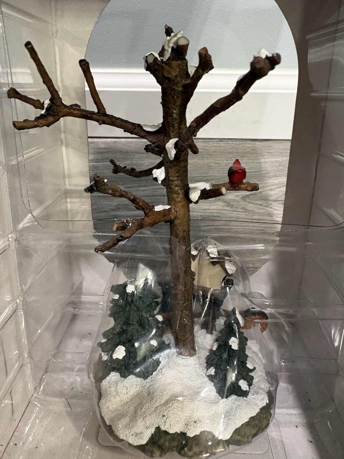 Heartland Valley Village 10″ Winter Tree #512 Original Box Never Displayed