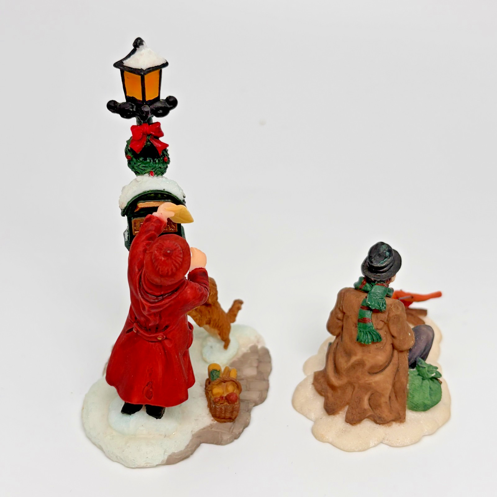 3 O’Well Christmas Village Figurines Musicians, Mailing letter, Man cooking fish