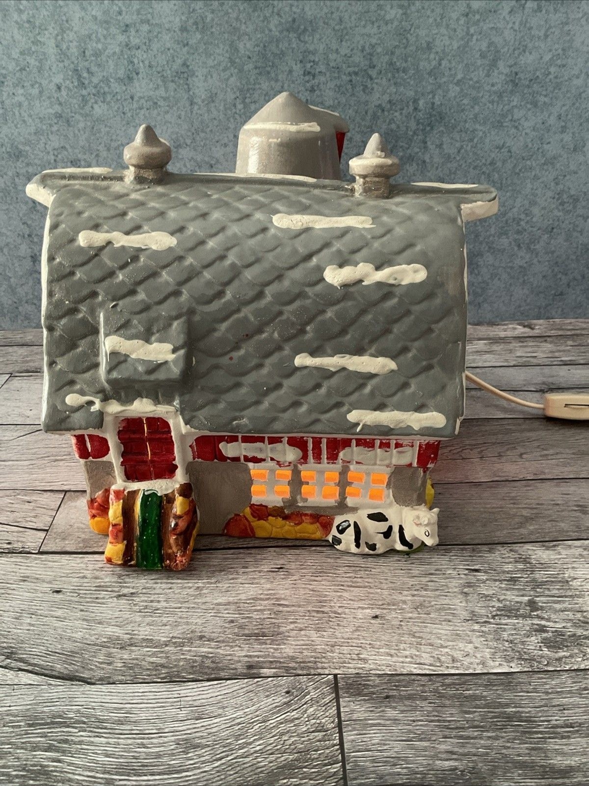 Vintage Department 56 Snow Village Red Barn & Silo.Snowhouse Series no box