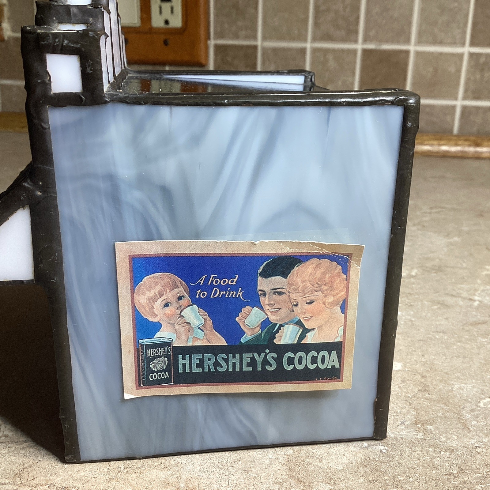 HERSHEY STAINED GLASS -Chocolate Town 1996-5 And 10 Cent Store- Lit- RUDY BROS.