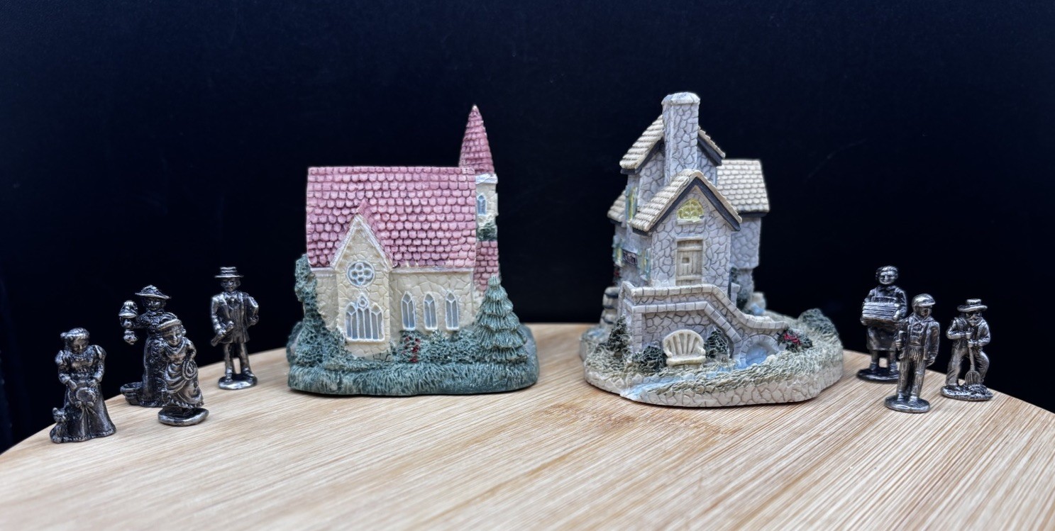 7 IRS Liberty Falls miniature pewter figurines
