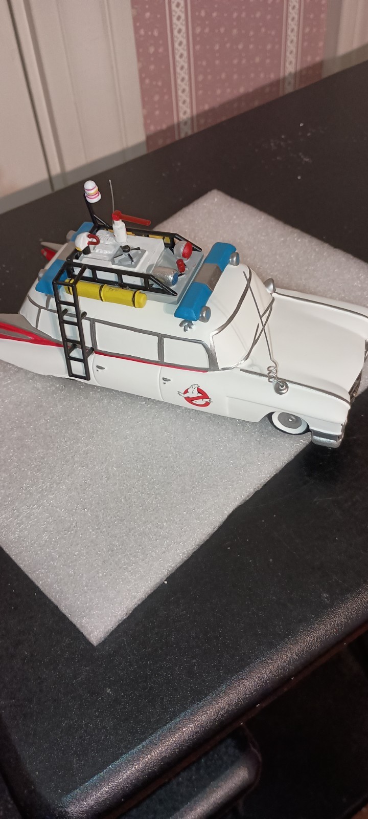 GHOST BUSTERS VILLAGE ACCESSORY BY DEPT. 56-2021-ECTO-1-NEW IN BOX