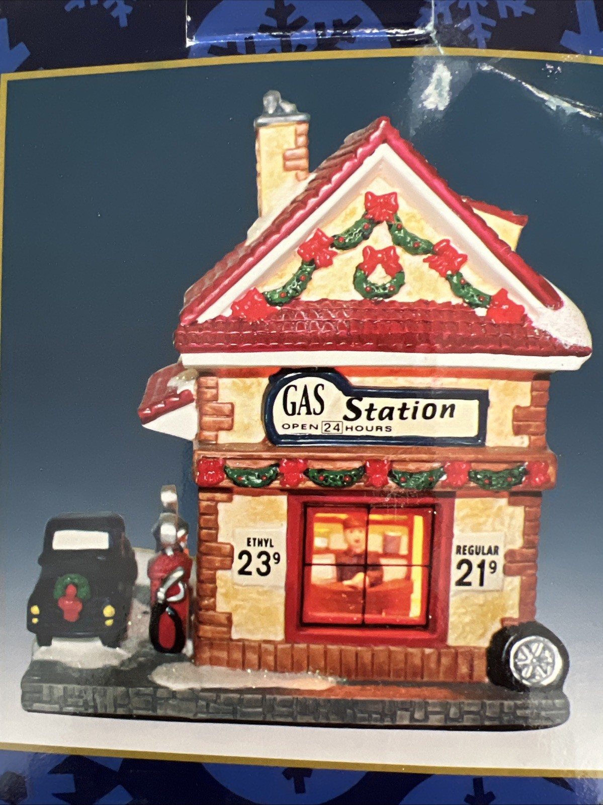 VINTAGE Victoria Falls Porcelain Lighted Gas Station Collector Series 6 Box