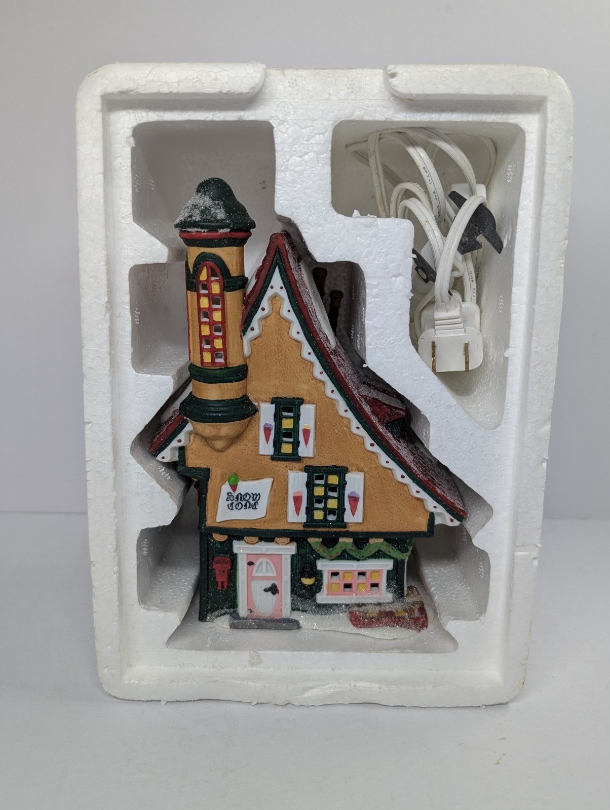 Dept 56 Elfin Snow Cone Works North Pole Series Christmas Village #56332