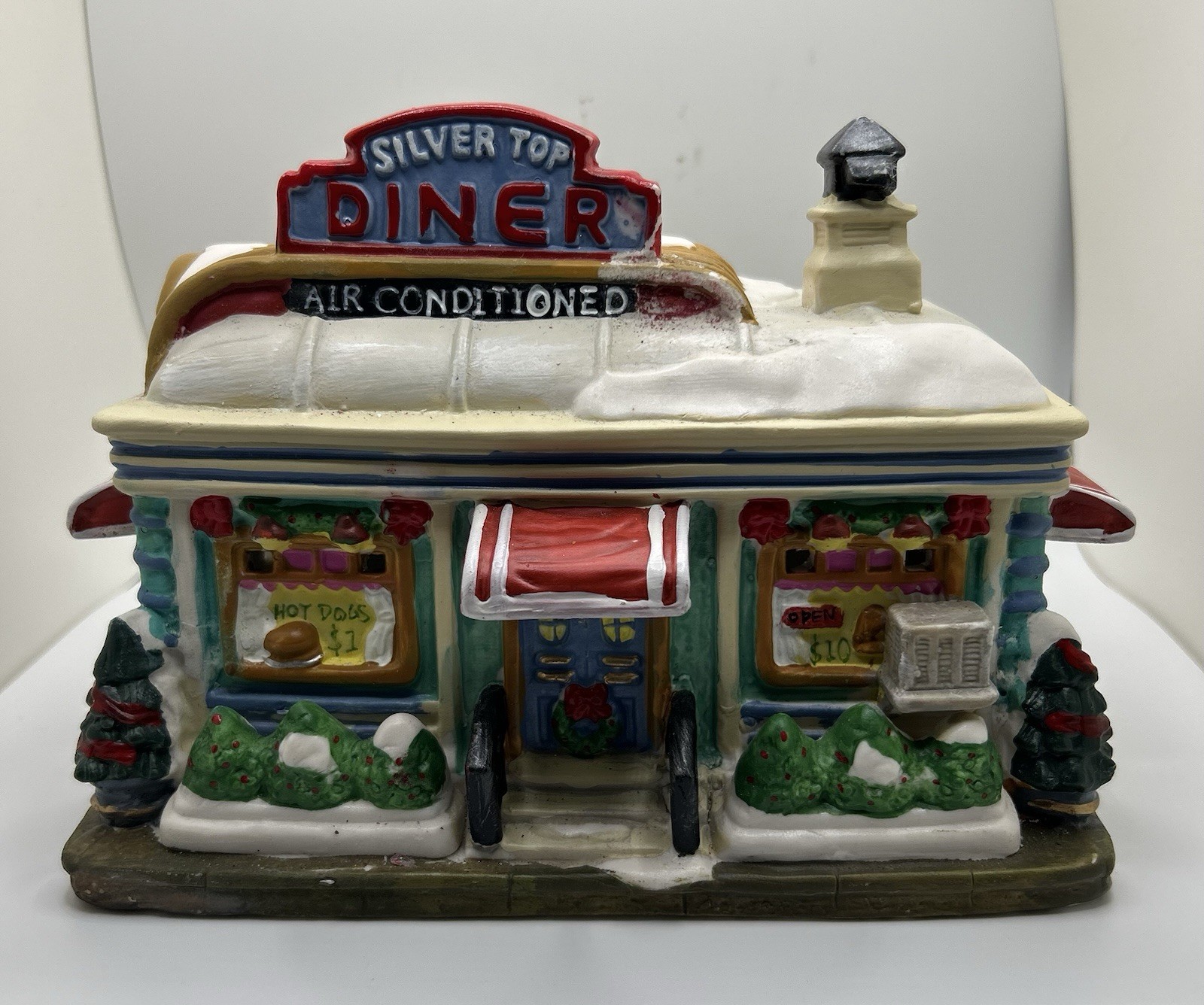 Retro Ville Pop’s Diner Santa’s Christmas Holiday Village 2005