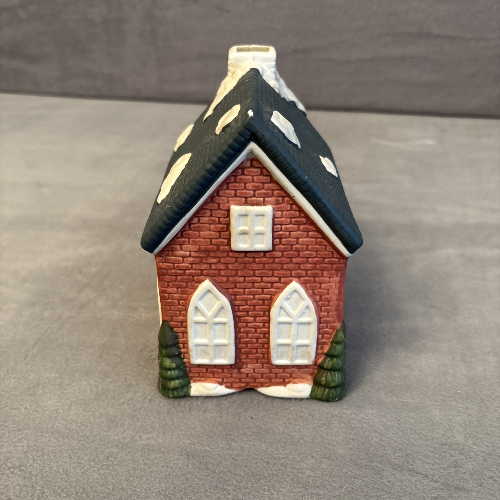 Winter Valley Villages Porcelain Church Vintage 1994 Christmas – Missing Steeple