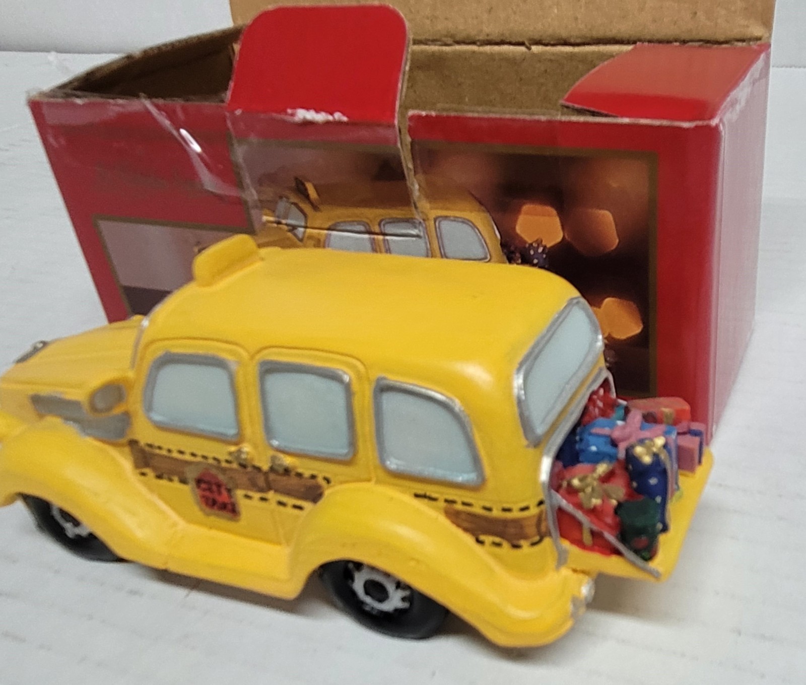 The Village Collection by St Nicholas Square Accessory CITY TAXI in original Box