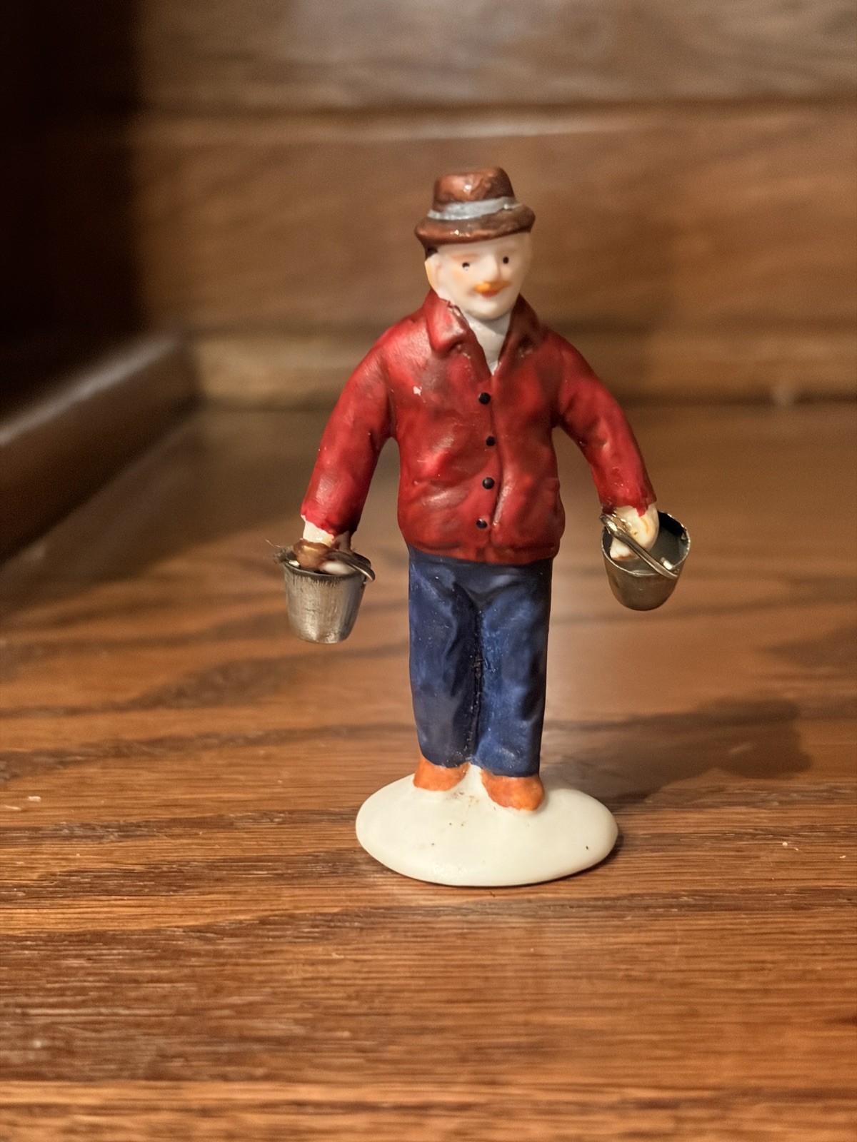 Lemax Christmas Village Man In Hat Porcelain 2 3/4″ tall