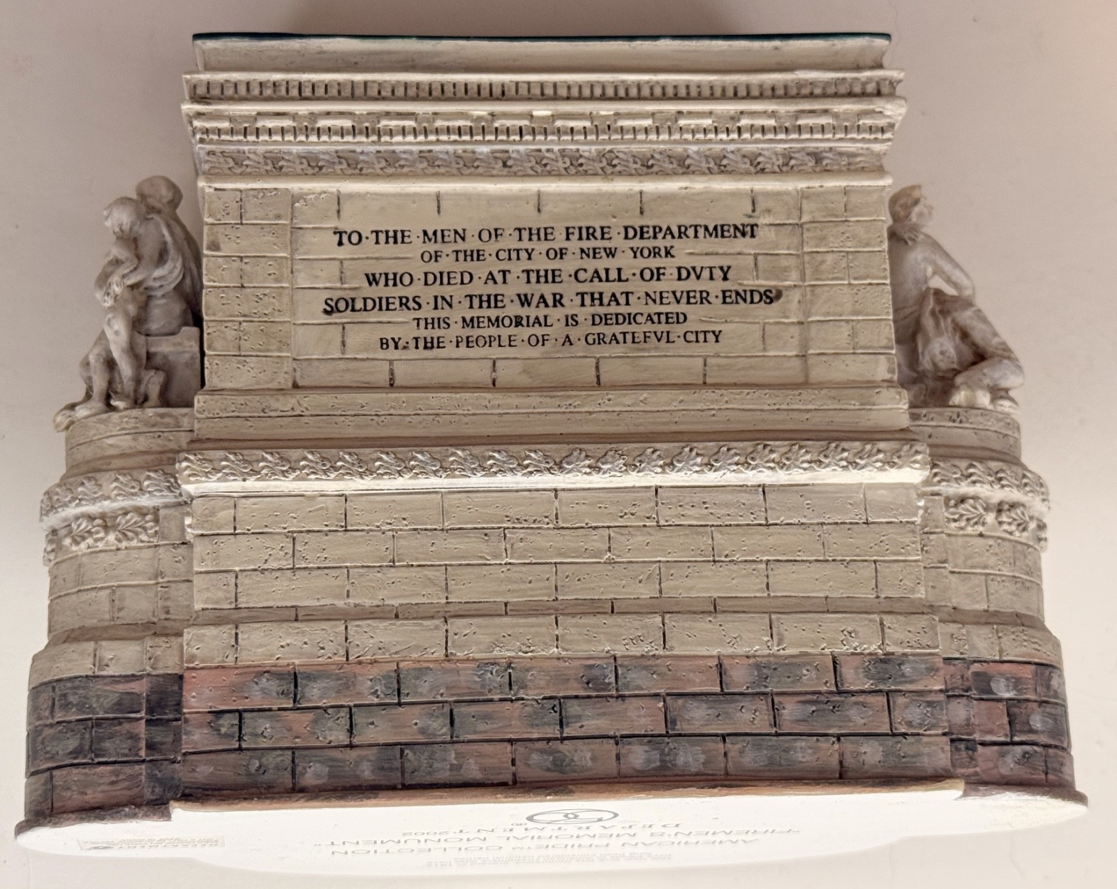Department 56 FIREMEN’S MEMORIAL MONUMENT American Pride Collection #56.57707