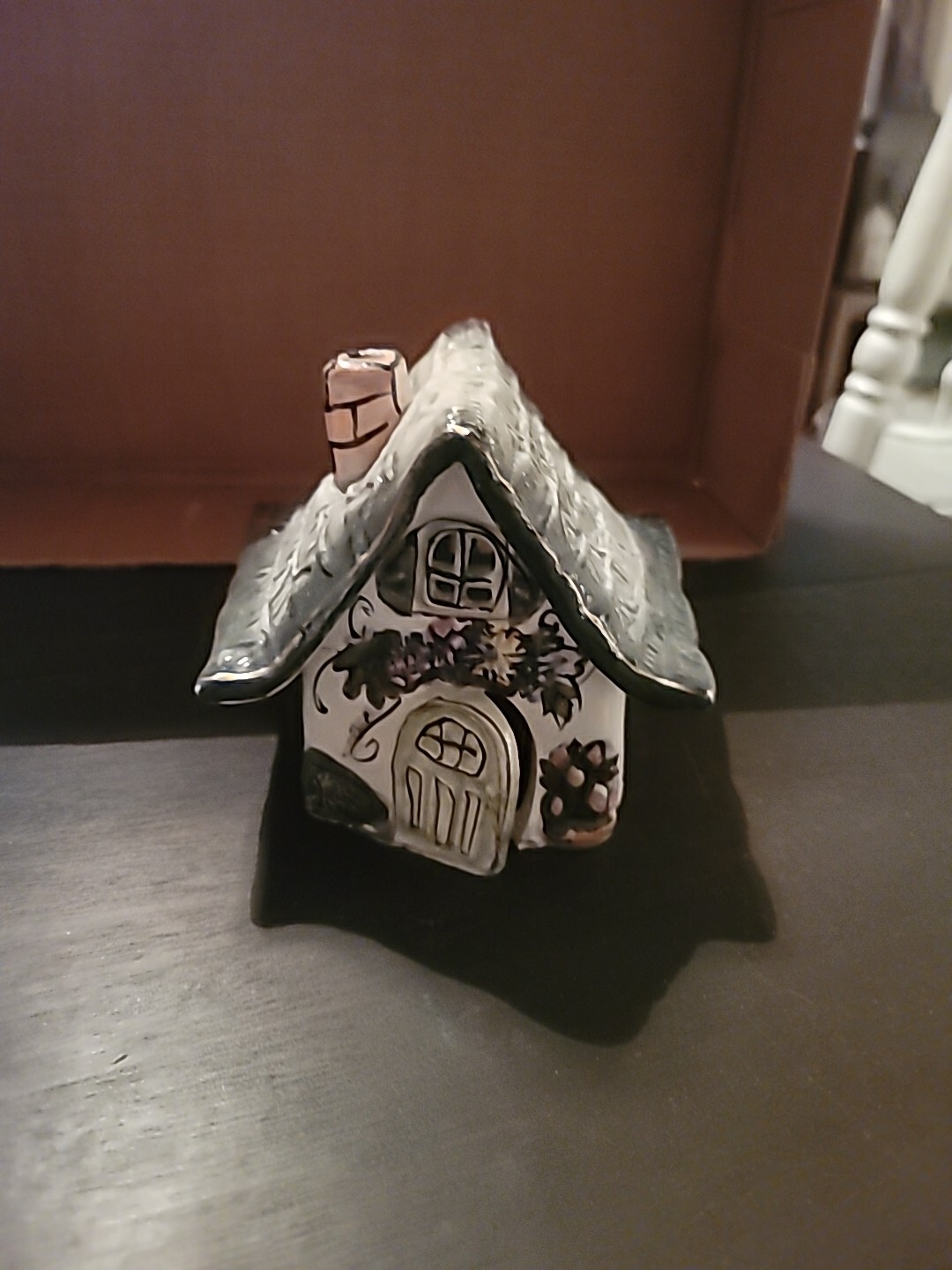 Blue Sky Green Cottage House 4 3/4″ Tall X 5.5″ Wide
