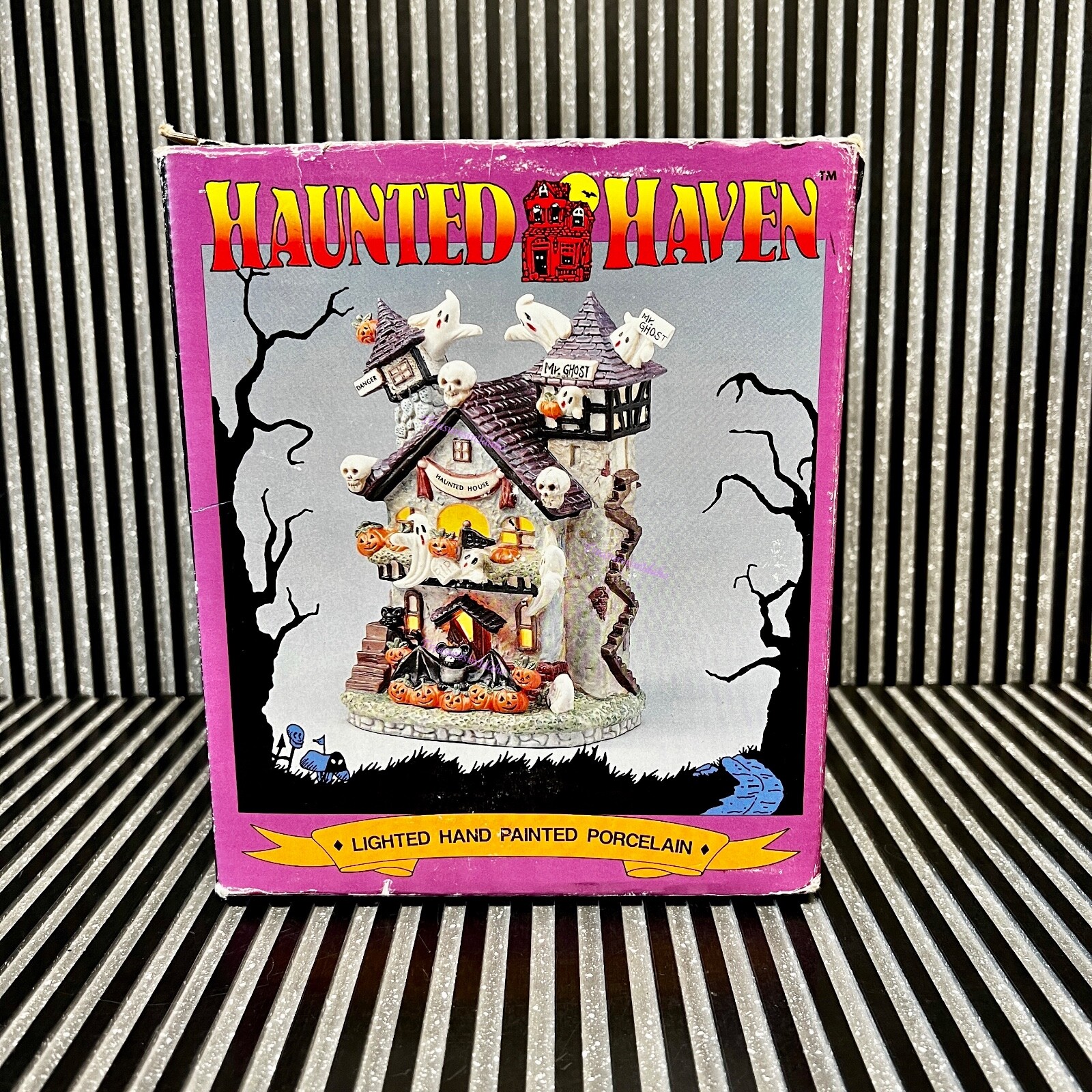 Vintage 1994 Caldor HAUNTED HAVEN LIGHTED PORCELAIN HALLOWEEN GHOST HOUSE