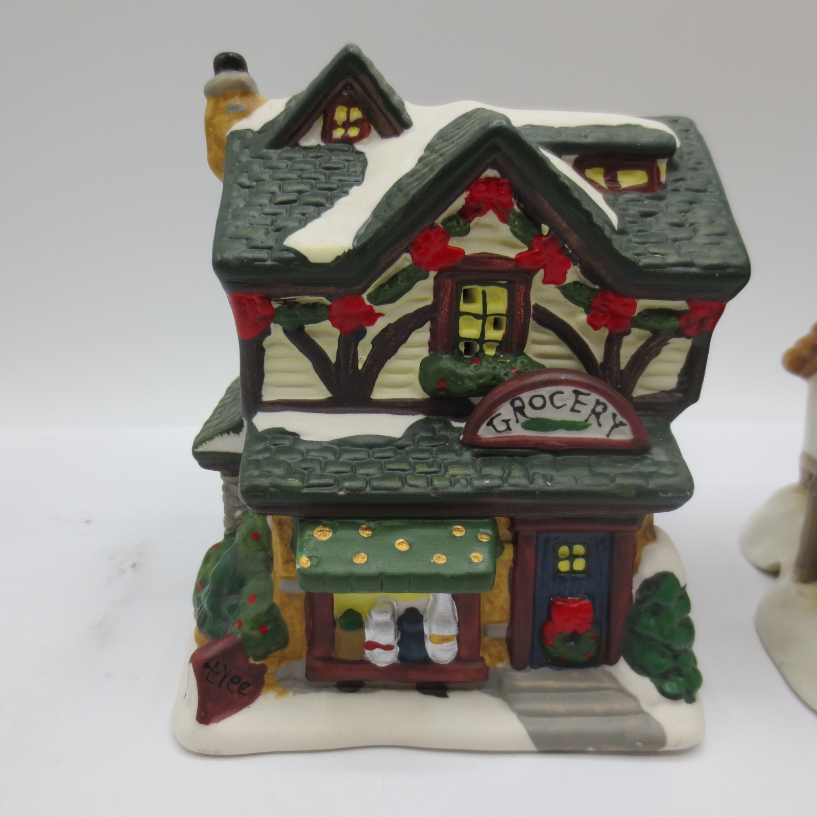 Lot Of 2 Christmas Village Houses Bakey And Grocery Store Home Decor