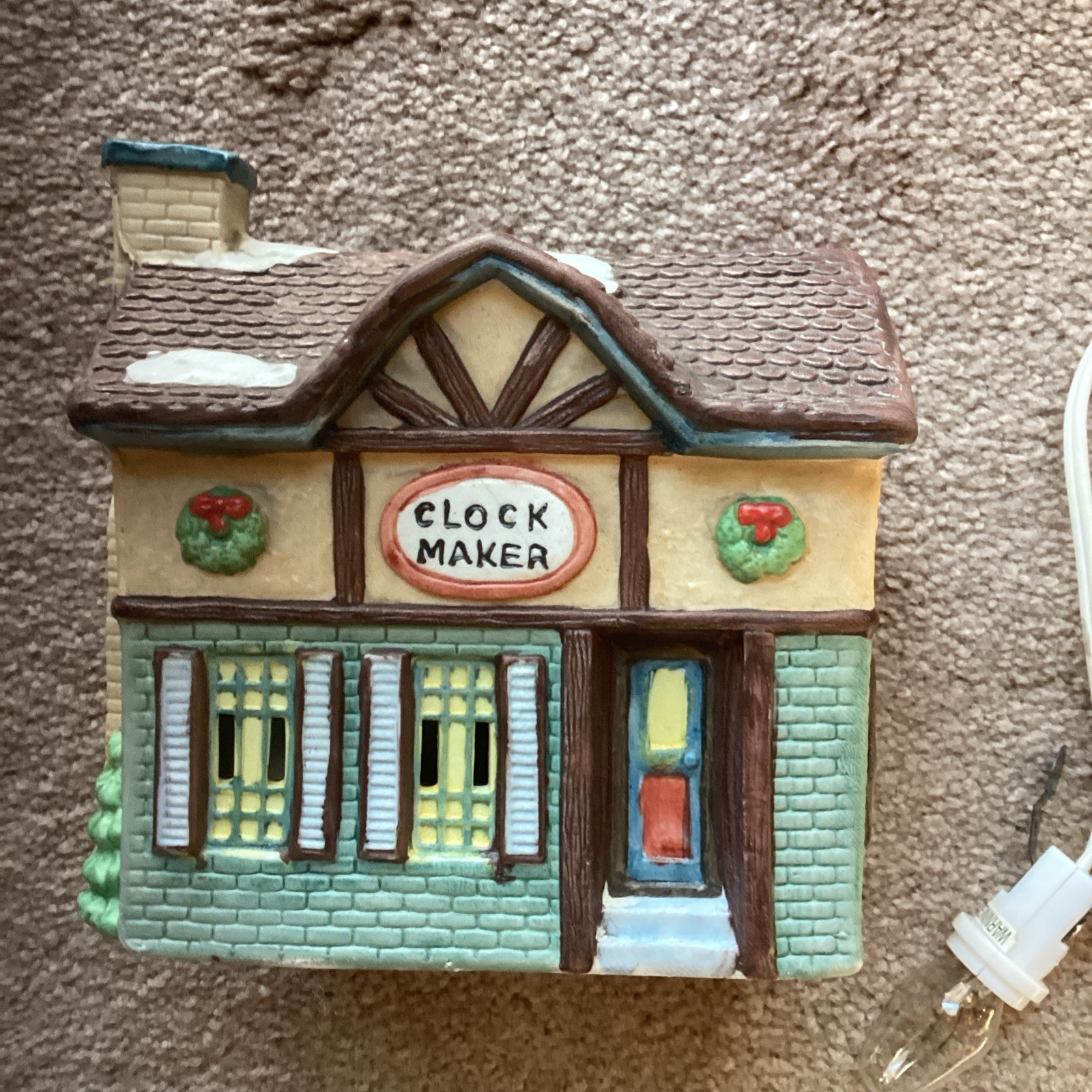 Americana Santa’s Best Christmas Village Clock Maker Lighted 1991 Porcelain