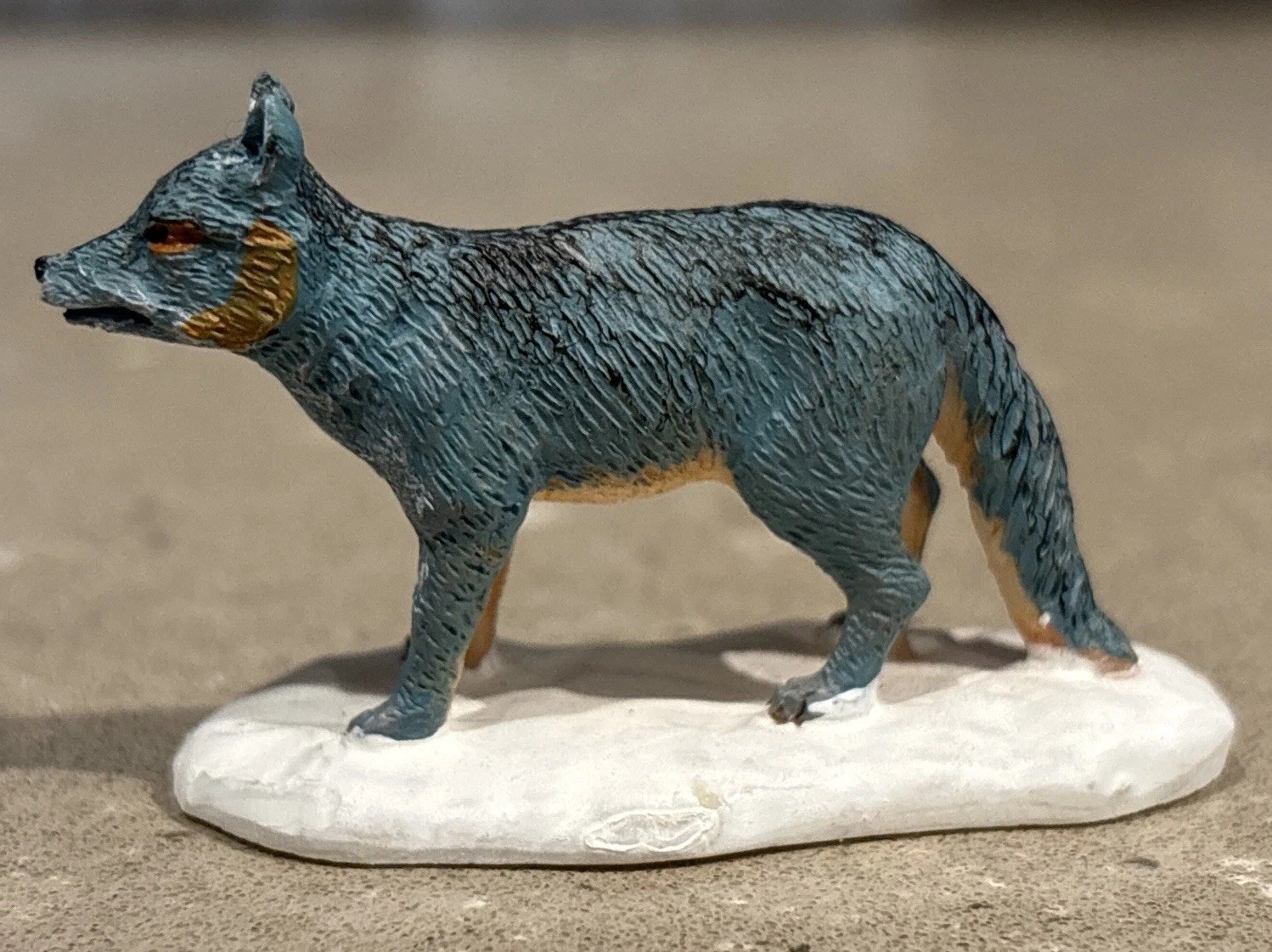 2001 Lemax Woodland Wolves Vail Village #12515 Enchanted Forest Wildlife
