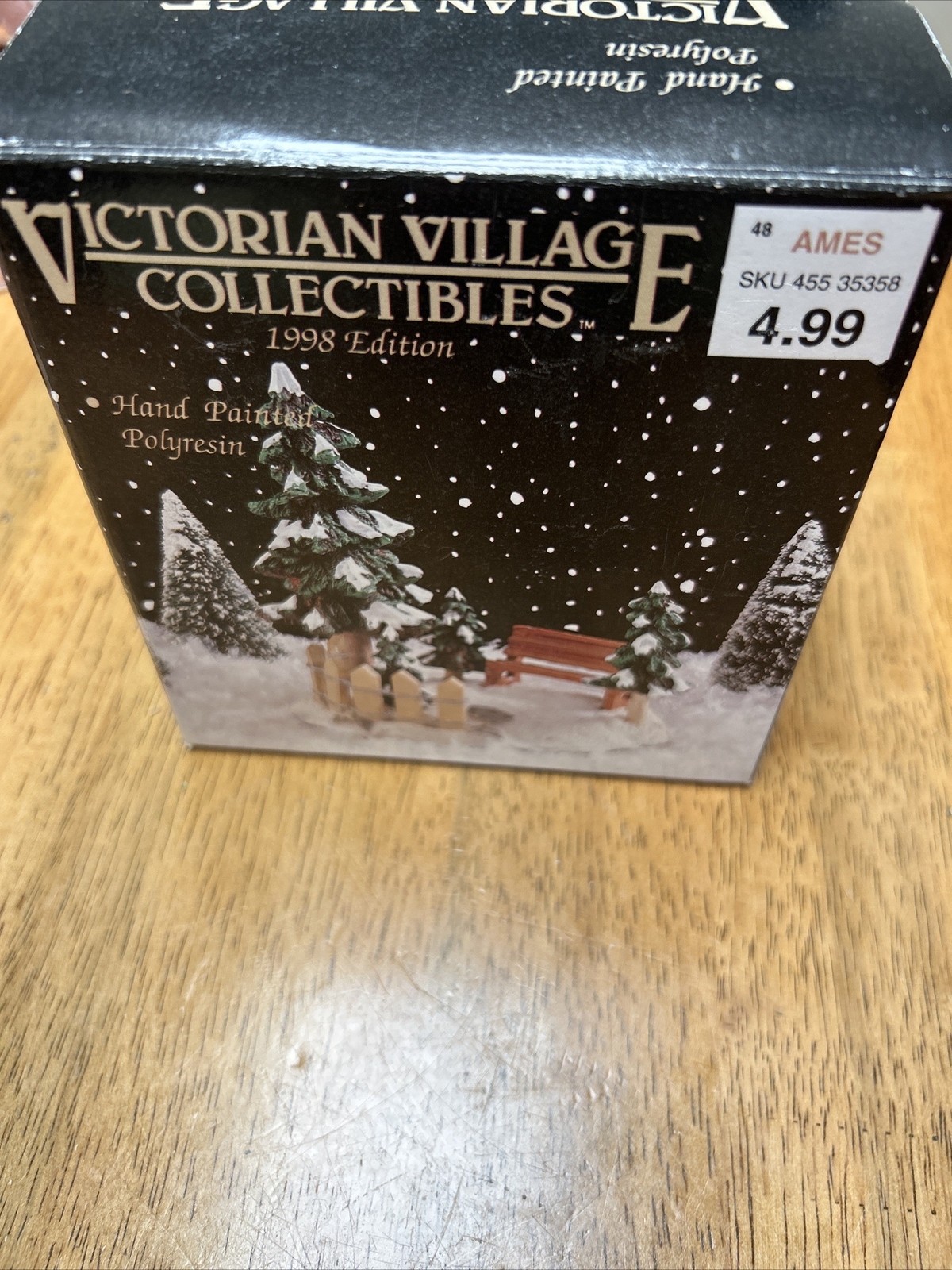 Victorian Village Collectibles 1998 Edition, Olde Towne Tree Scene 5″x5″