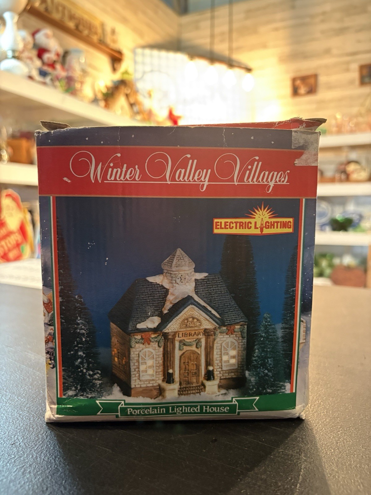Winter Valley Villages Library Porcelain Lighted House w/ Box & Cord