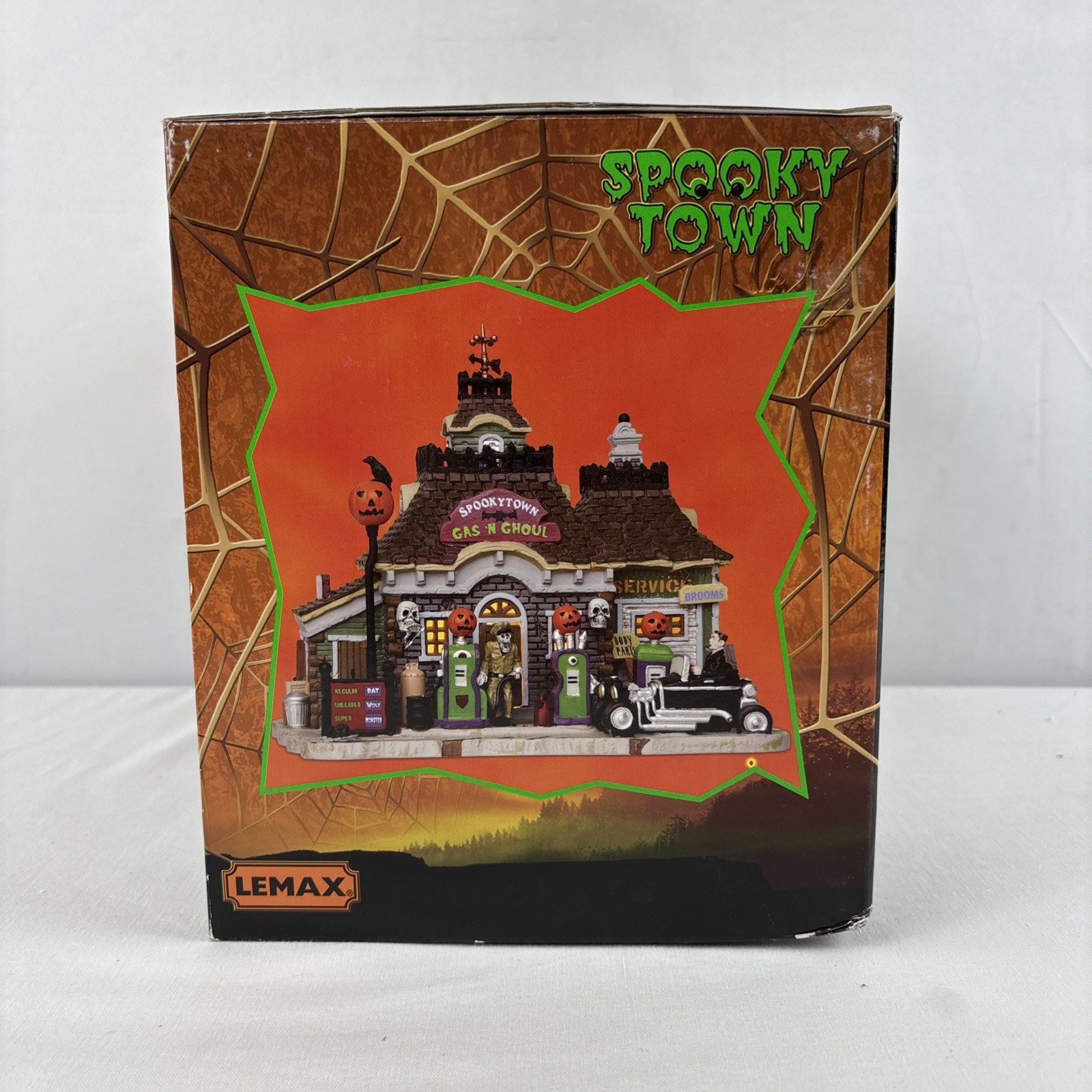 Lemax Halloween 2016 Spookytown Gas ‘N Ghoul #15194 NEW In Box