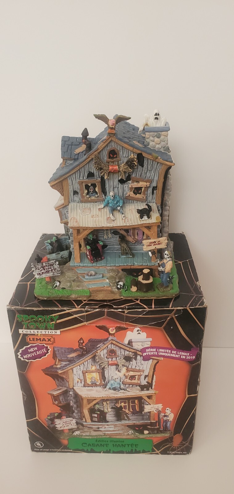 2010 Lemax Limited Edition Halloween Spooky Town Haunted Cabin