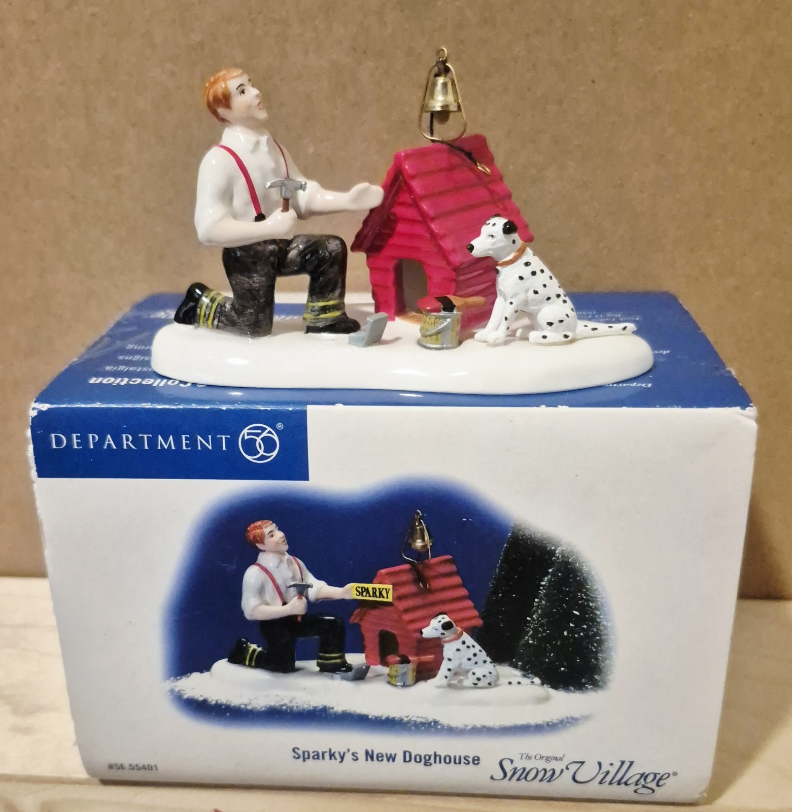 Dept 56 Snow Village #55401 Porcelain “SPARKY’S NEW DOGHOUSE” 4.25″ X 2.5″