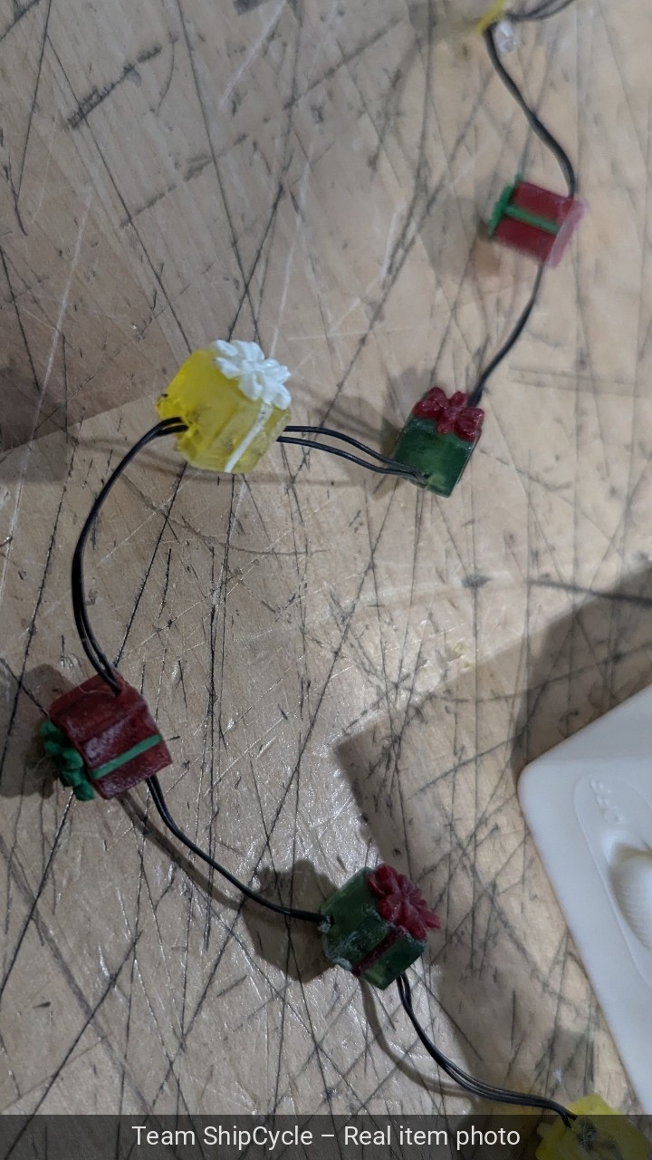 Department 56 Village Accessories 53188 String of 12 Present Lights G G2U