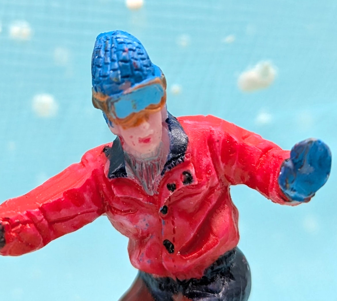 *READ Lemax Skiing snowboarder Skier Christmas Village Figurines LOOSE INV69
