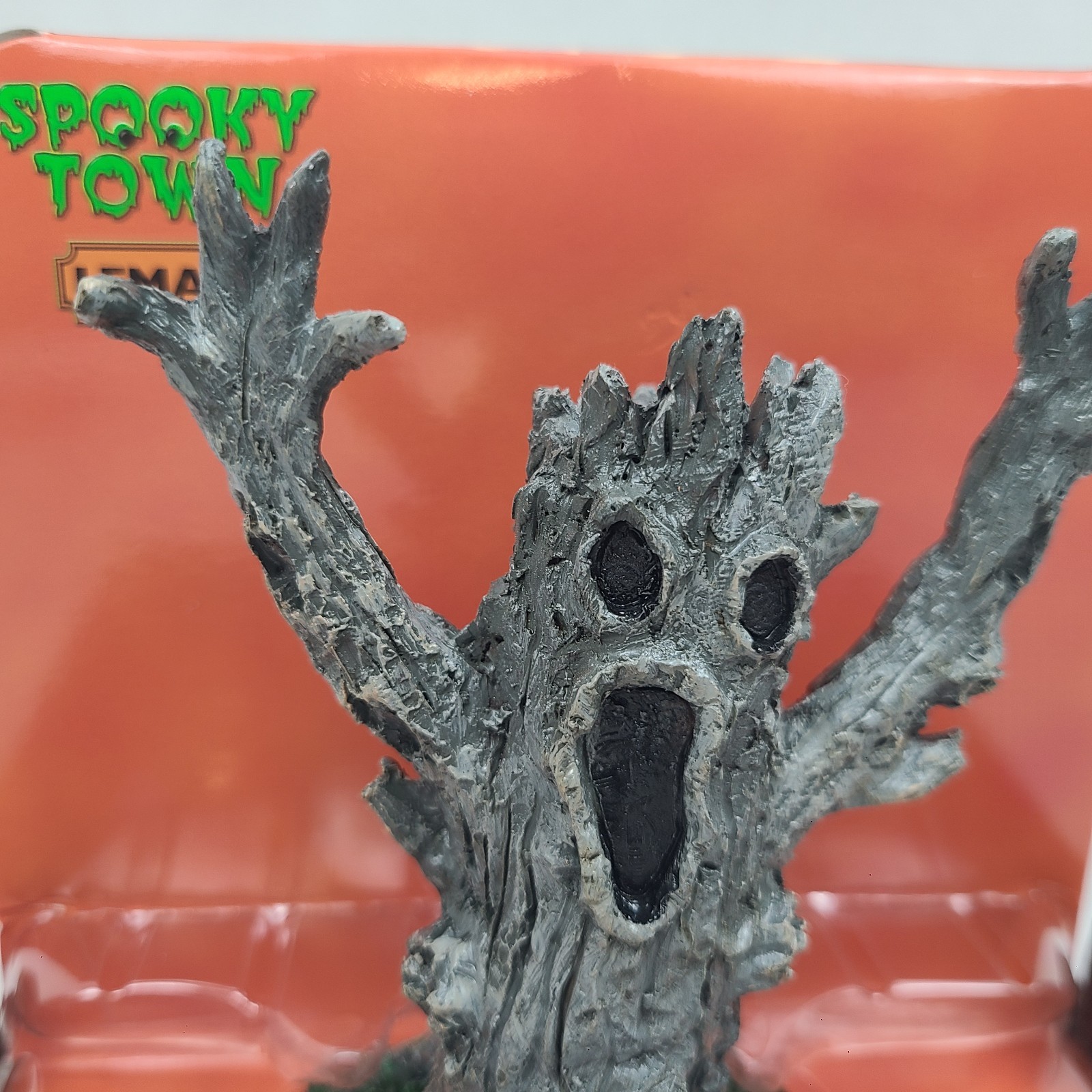 Lemax Spooky Town Spooky Tree Monster 43061 Halloween Table Decor Display 2014