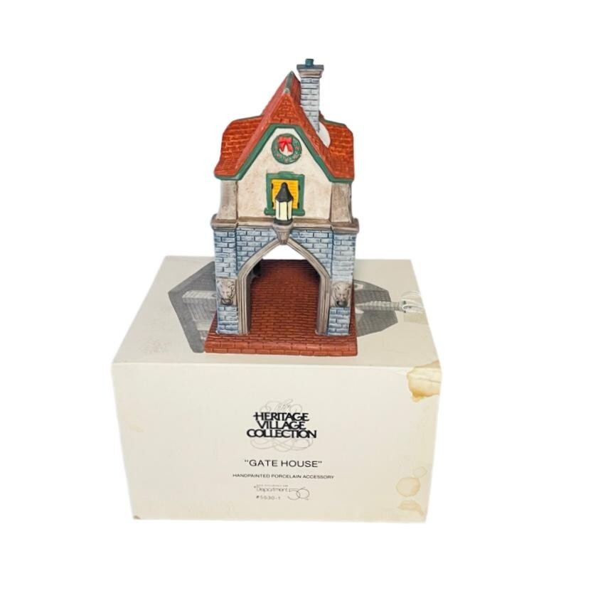 Vintage 1992 Retired Gate House #5530-1 Hand Painted Porcelain Heritage Village