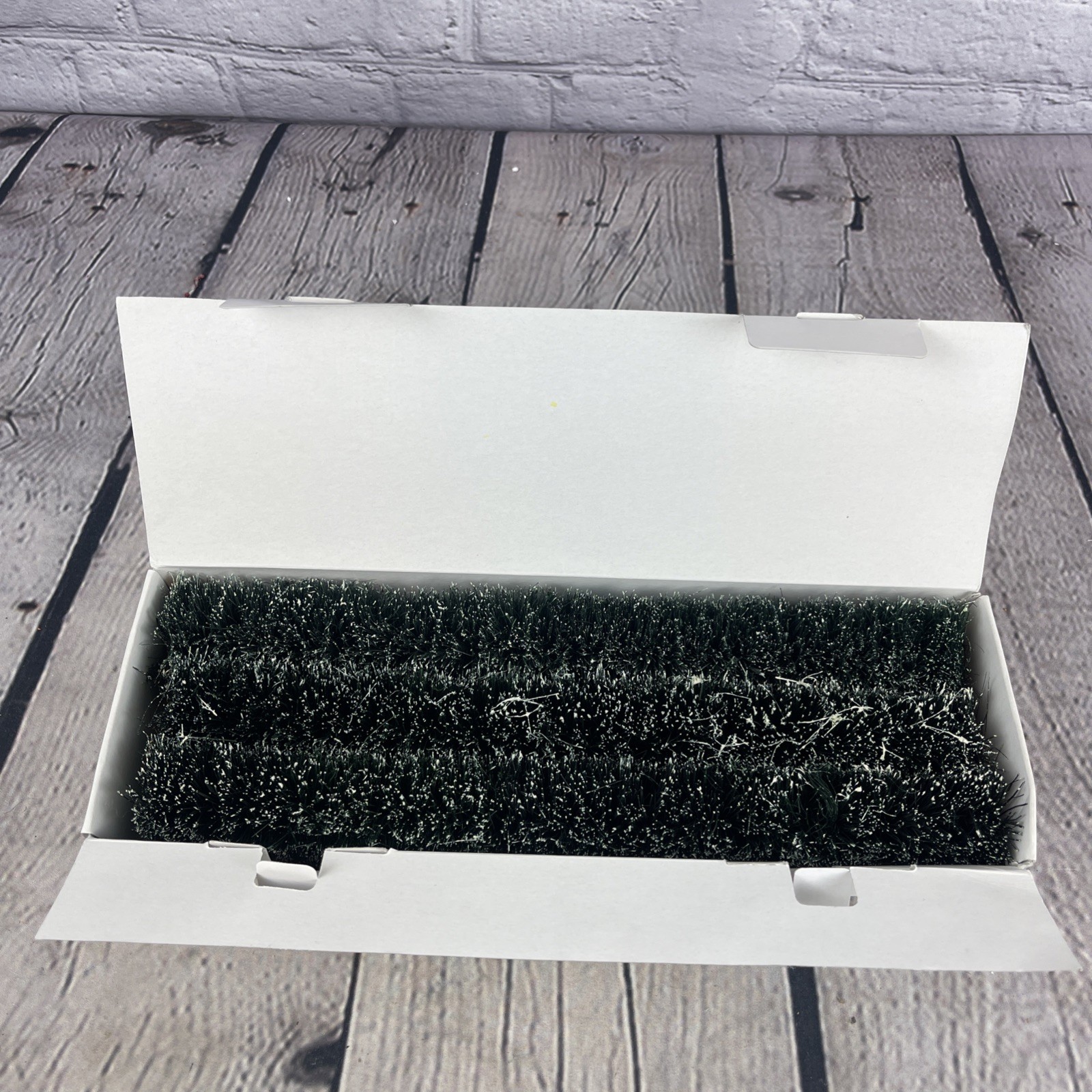 Department 56 Village Flexible Sisal Hedge 52662 Set Of 3
