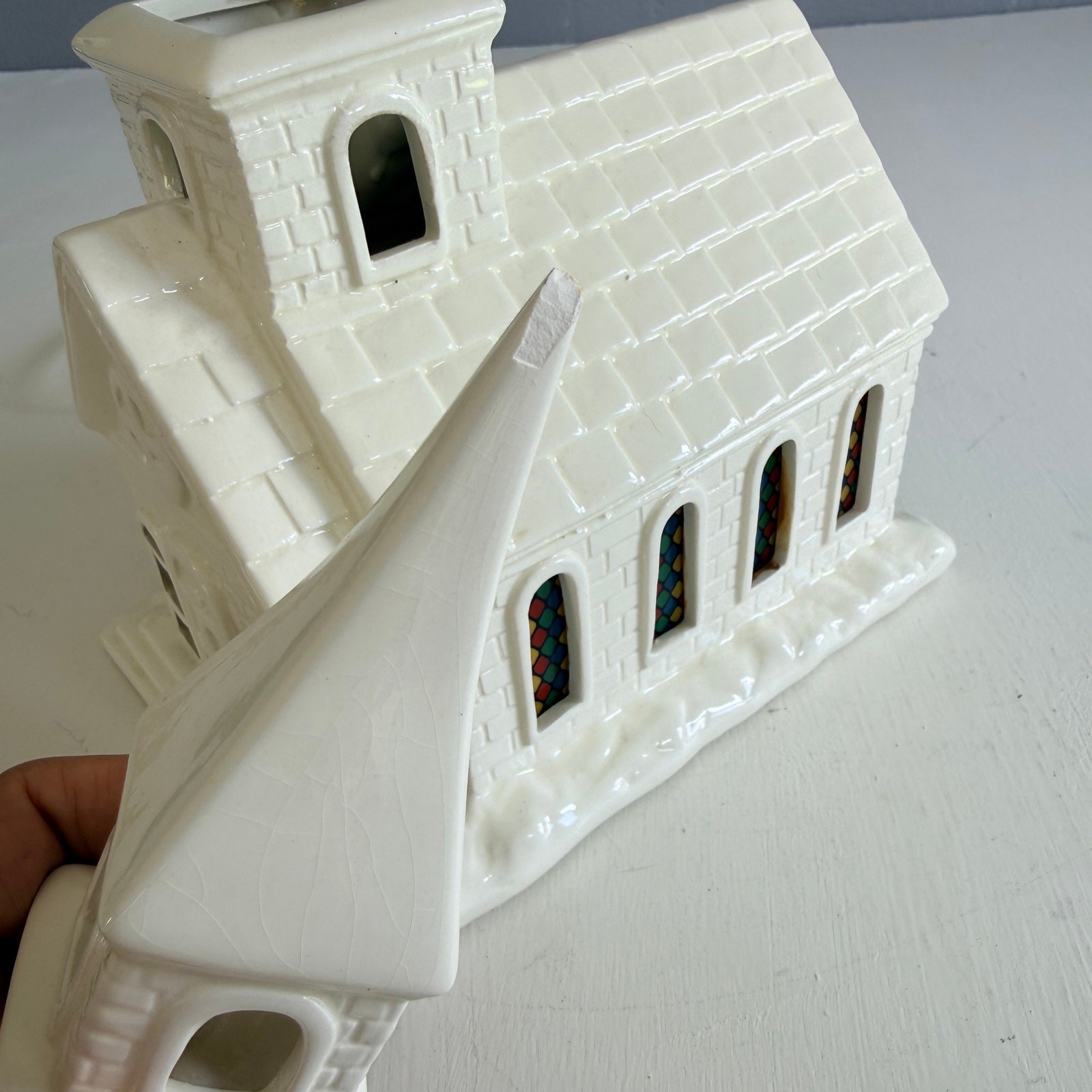 Vintage White Ceramic Byron Molds 1970 Lighted Chapel Church Lamp with Music Box