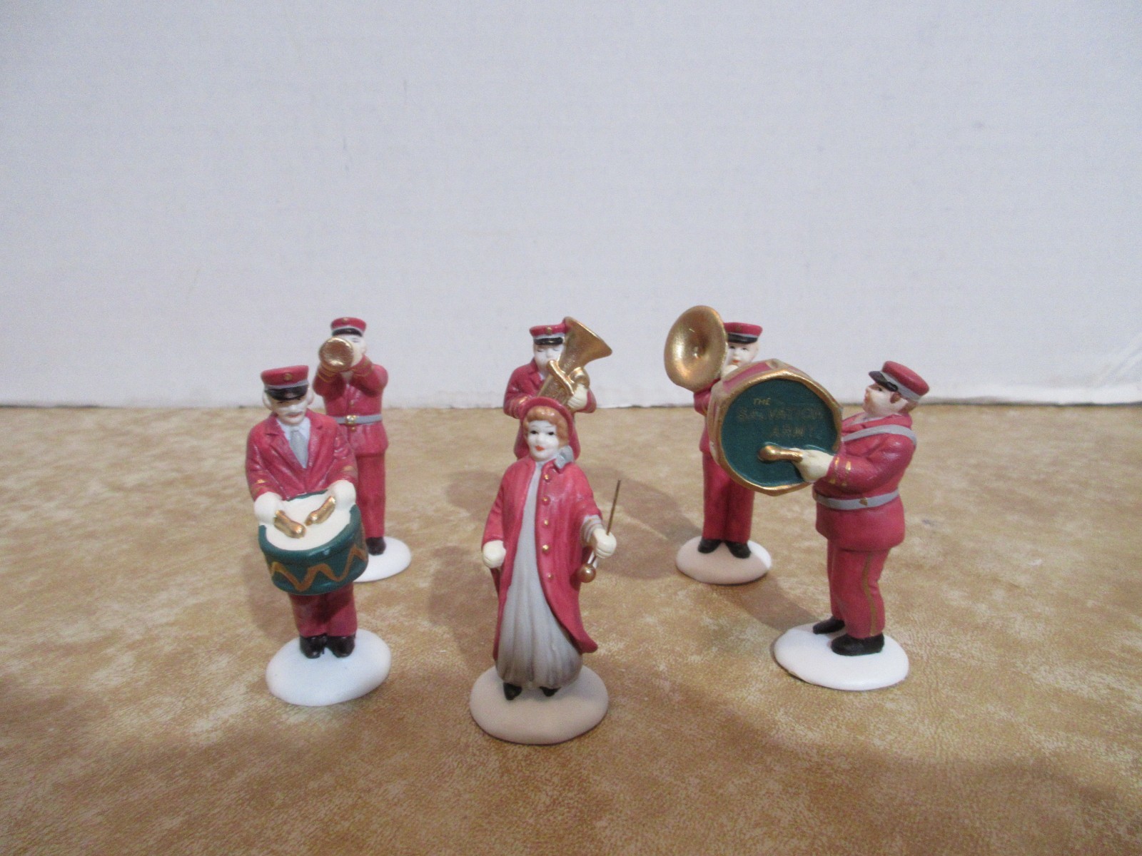 Dept. 56 1988 Heritage CIC Salvation Army Band #5985-4 6 Pc. Set