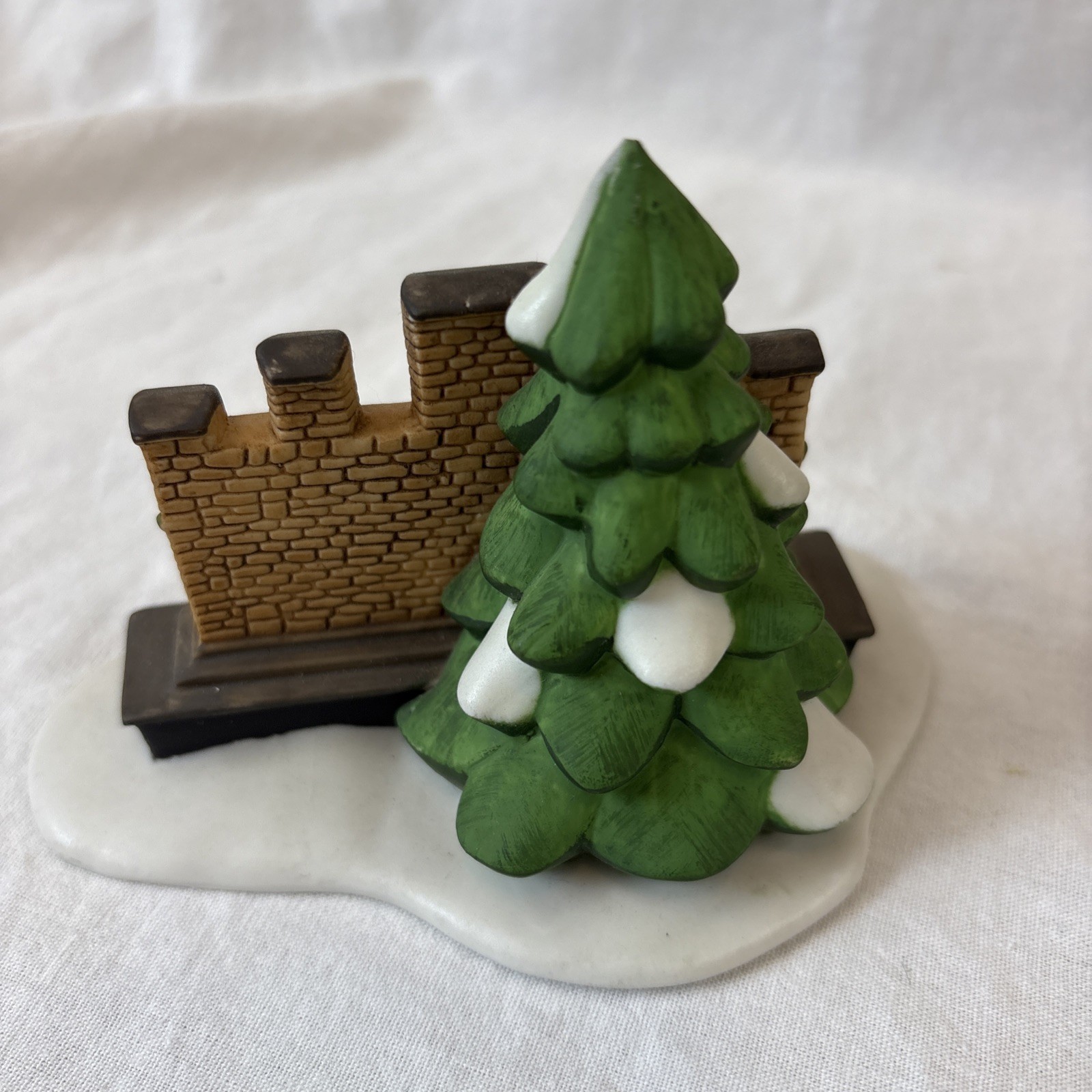 Department 56 Big Ben Building Dickens Village Christmas Decor And Sign