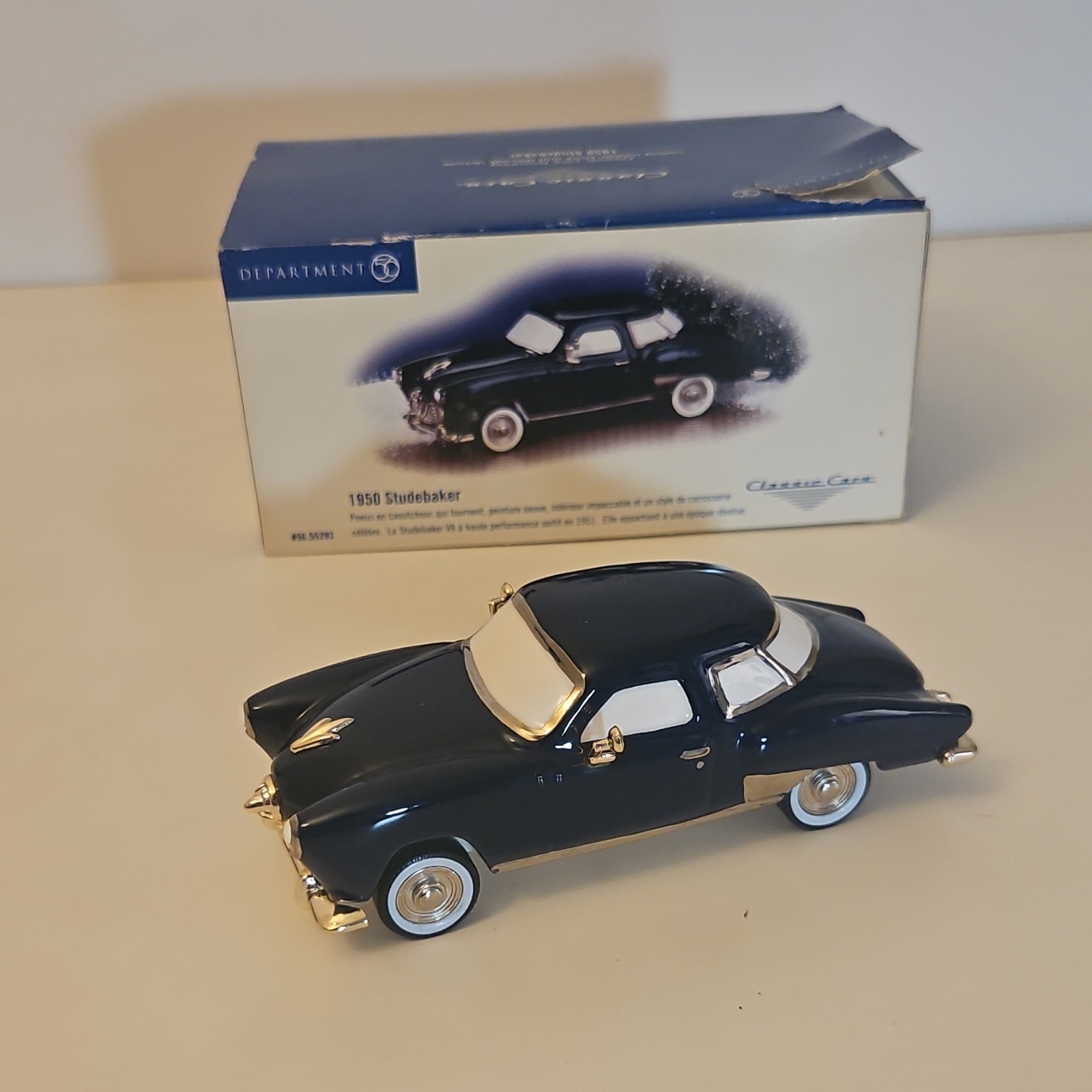 Department 56 Snow Village Classic Cars 1950 Studebaker Porcelain 2001