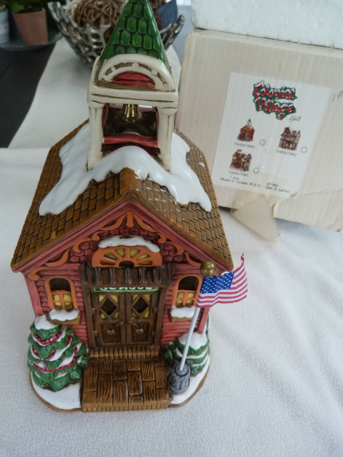 Lefton Colonial Village Northpoint School 1991 TWD07960 Byron Wood Boxed VTG