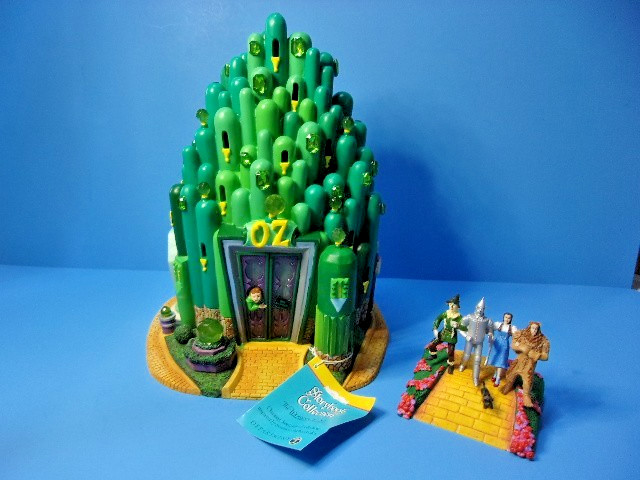 Dept 56 Storybook Village THE EMERALD CITY Lighted Building the Wizard of Oz
