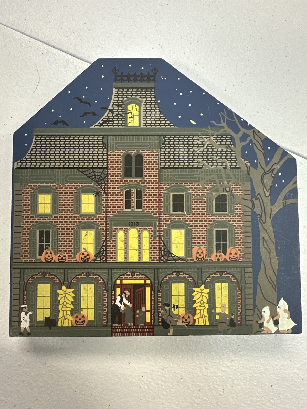 “Mystery Manor” CATS MEOW Village Limited Edition 1997 Halloween Release #140