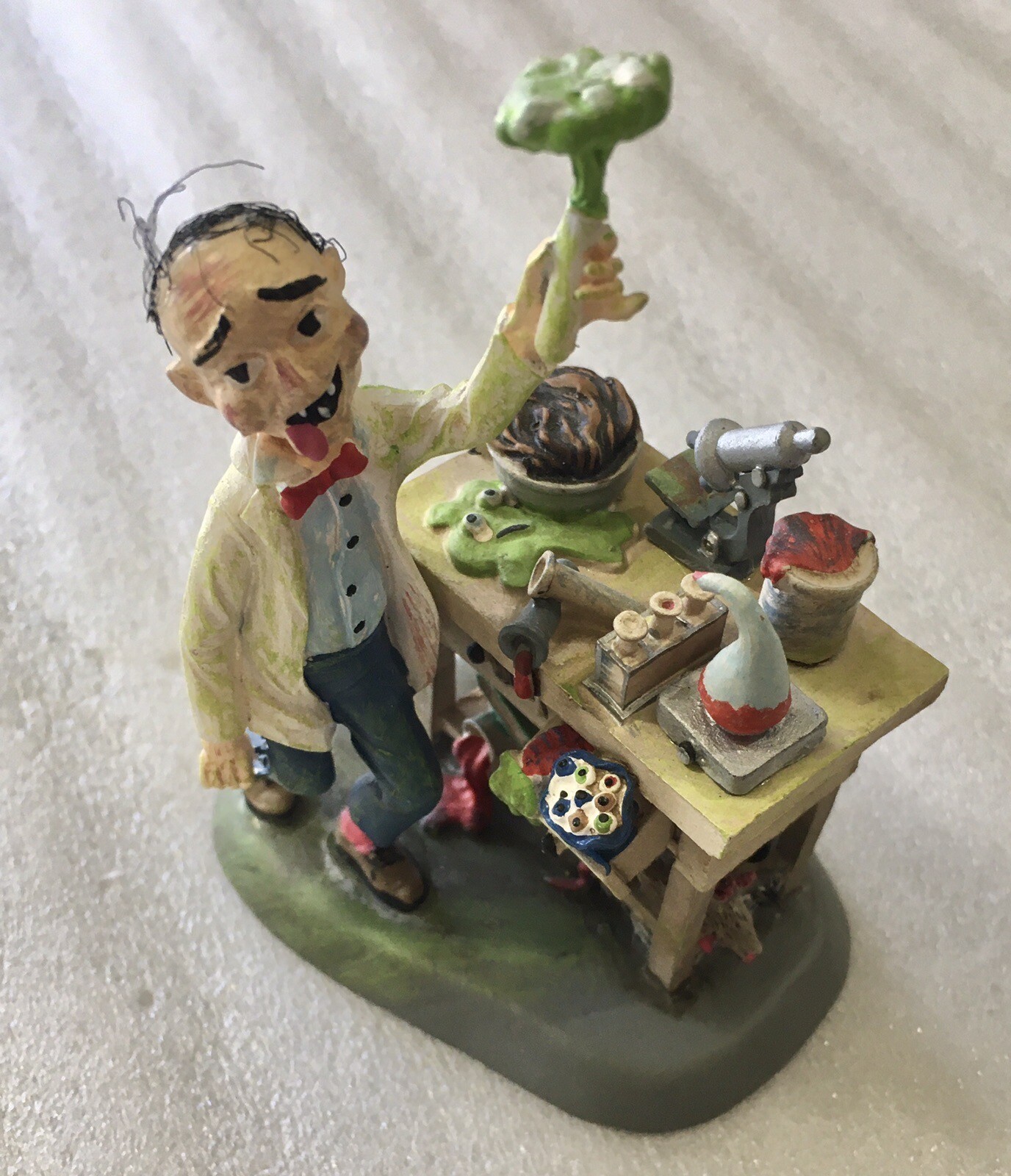 Department 56 Dr Lunatic’s Laboratory Lot w/ Figurine 54602 UNUSED & COMPLETE