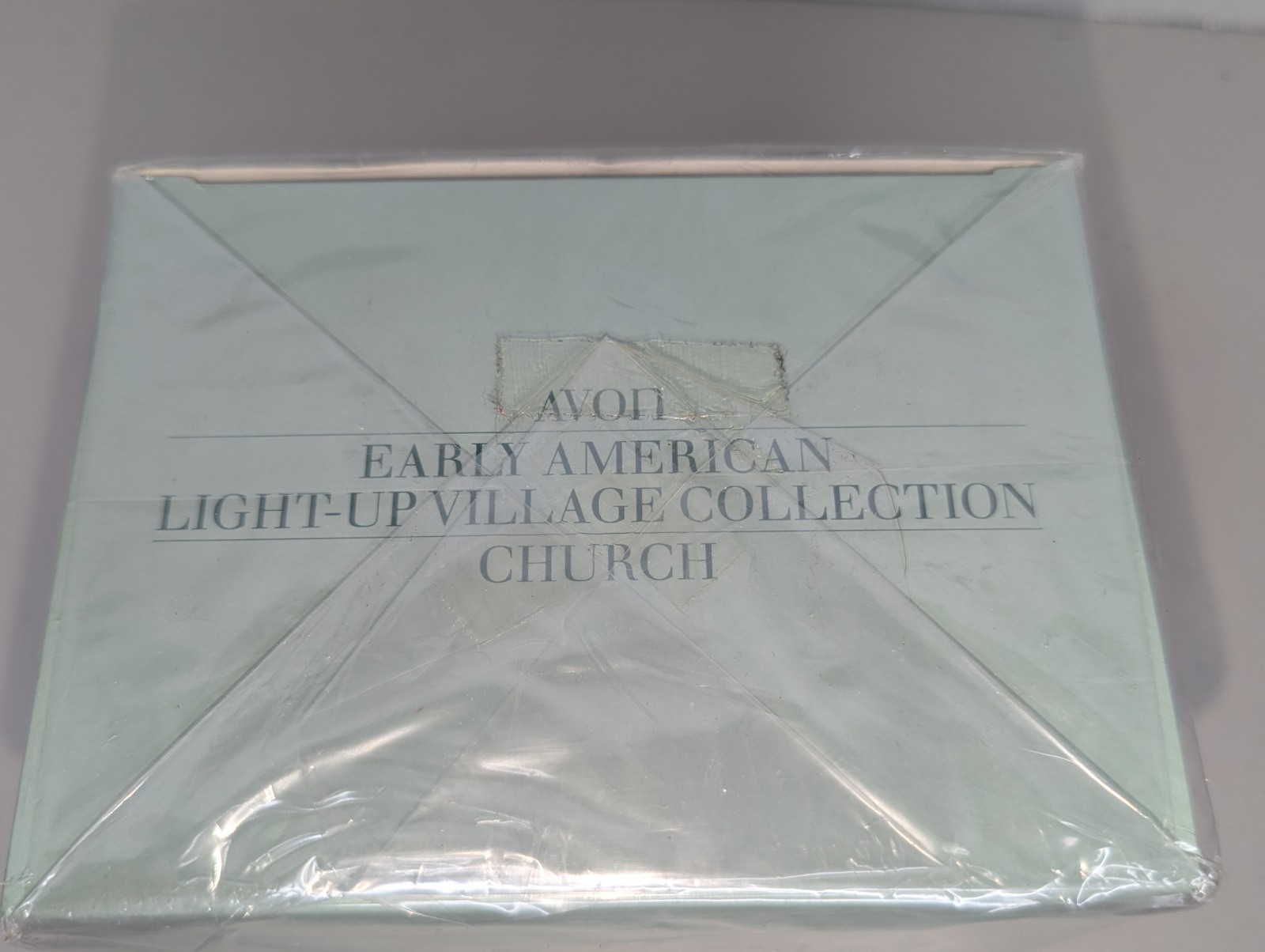 Vintage AVON Early American Lightup Christmas Village Church Vintage 1989 SEALED