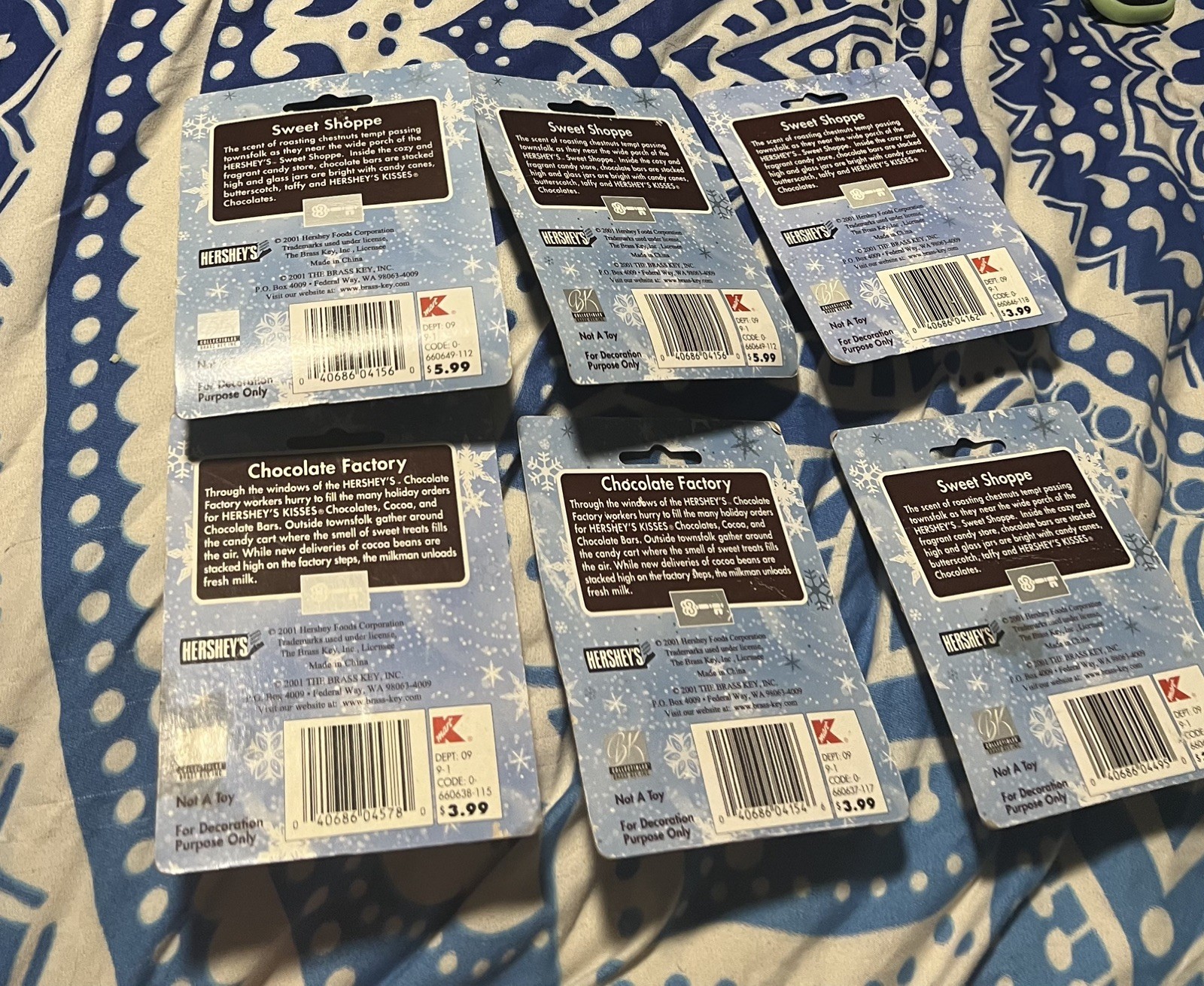 Lot Of 6 Hershey holiday Village New